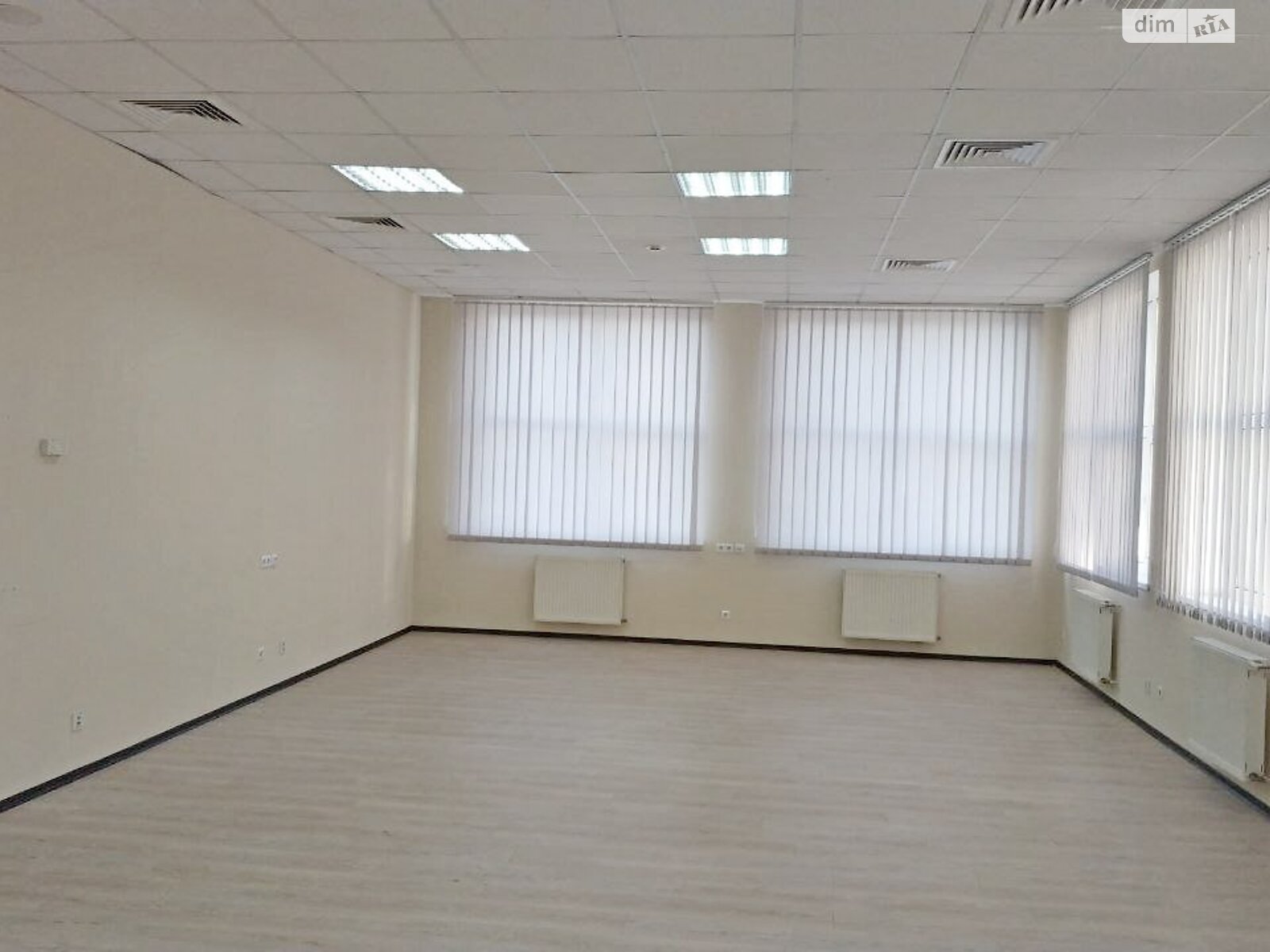 Аренда офисного помещения в Киеве, Юрия Ильенко улица, помещений - 1, этаж - 4 фото 1
