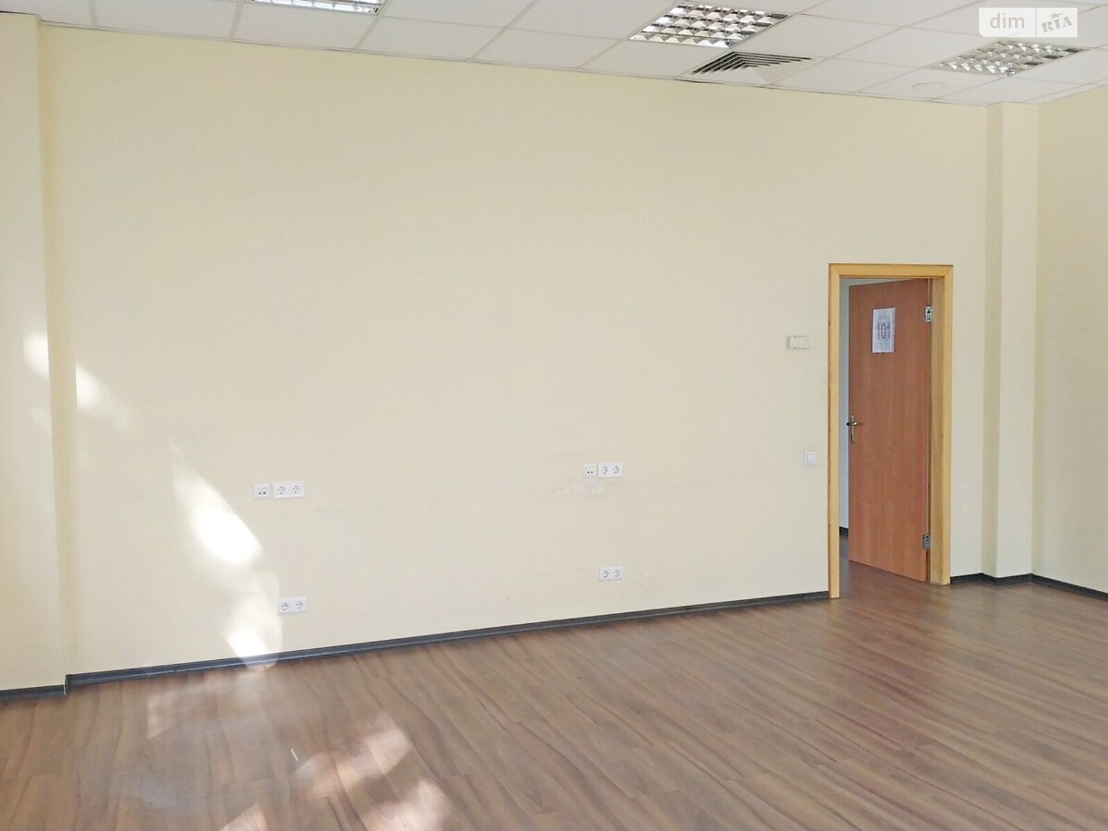 Оренда офісного приміщення в Києві, Юрія Іллєнка вулиця, приміщень - 2, поверх - 2 фото 1 Оренда офісного приміщення в Києві, Юрія Іллєнка вулиця, приміщень - 2, поверх - 2 фото 1