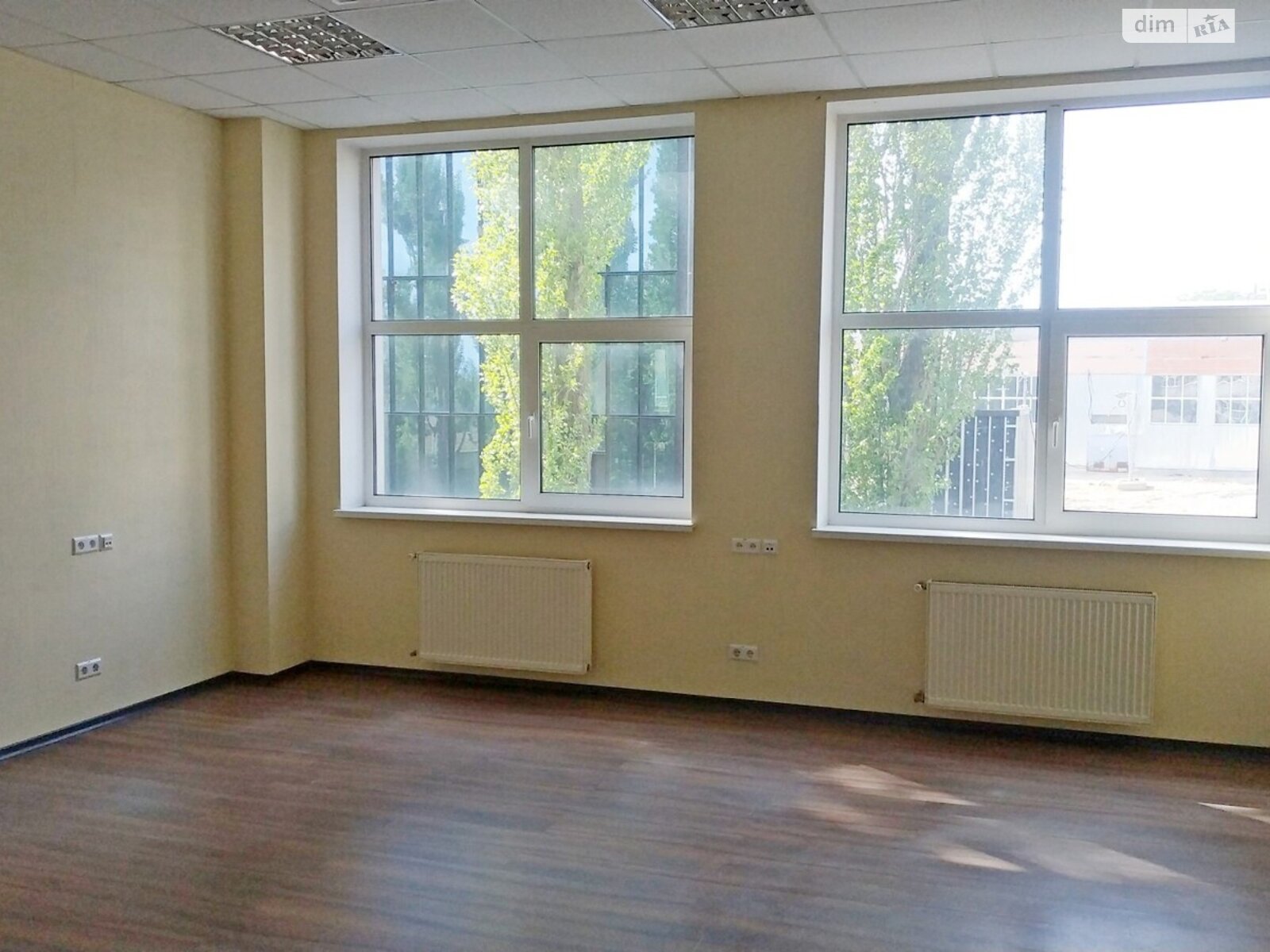 Оренда офісного приміщення в Києві, Юрія Іллєнка вулиця, приміщень - 3, поверх - 2 фото 1 Оренда офісного приміщення в Києві, Юрія Іллєнка вулиця, приміщень - 3, поверх - 2 фото 1