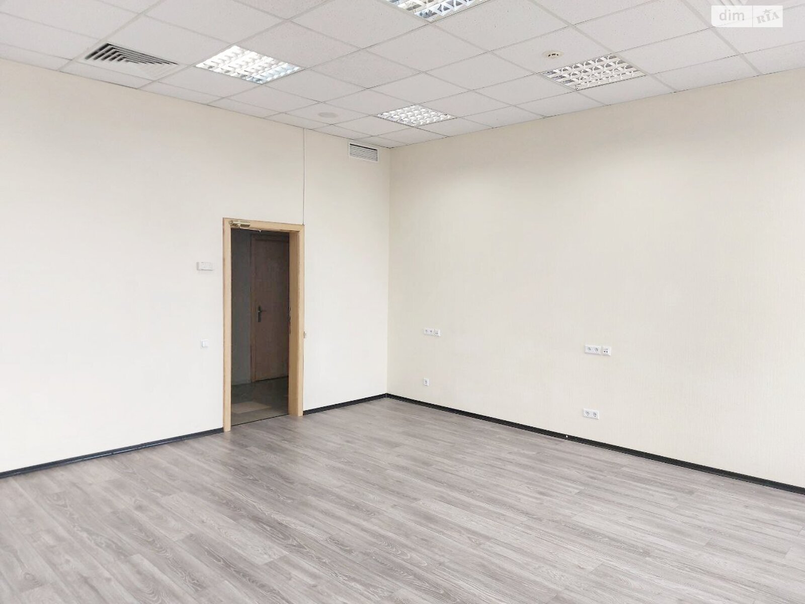Оренда офісного приміщення в Києві, Юрія Іллєнка вулиця, приміщень - 2, поверх - 4 фото 1