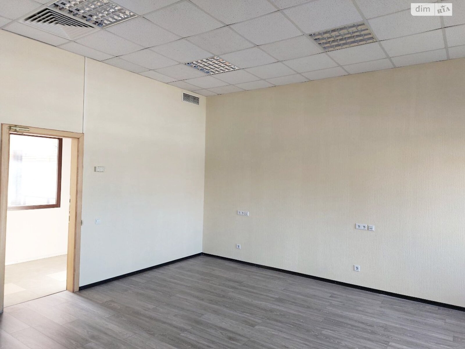 Оренда офісного приміщення в Києві, Юрія Іллєнка вулиця, приміщень - 2, поверх - 4 фото 1