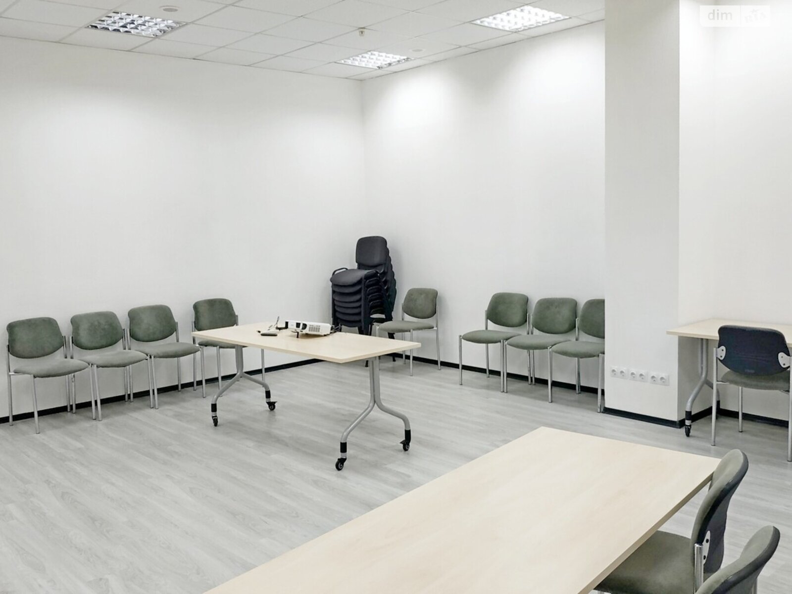 Оренда офісного приміщення в Києві, Юрія Іллєнка вулиця, приміщень - 1, поверх - 4 фото 1 Оренда офісного приміщення в Києві, Юрія Іллєнка вулиця, приміщень - 1, поверх - 4 фото 1