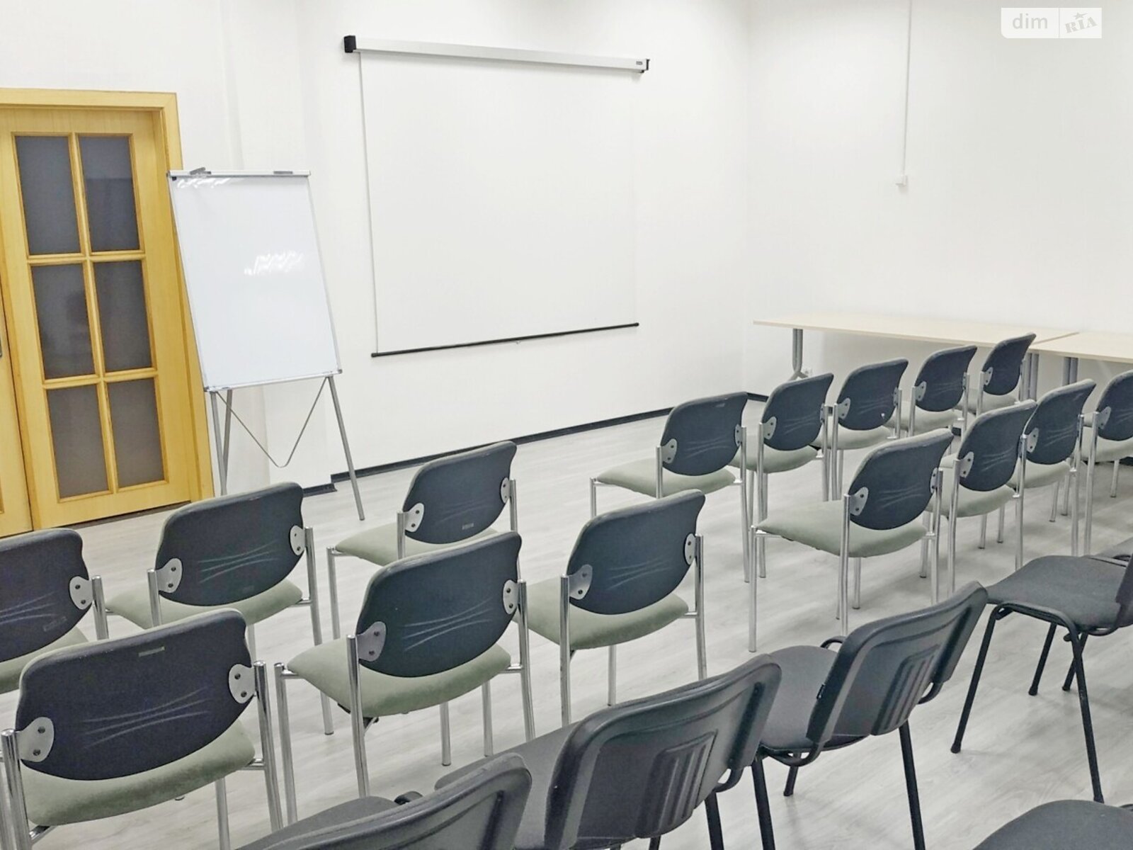 Оренда офісного приміщення в Києві, Юрія Іллєнка вулиця, приміщень - 1, поверх - 4 фото 1 Оренда офісного приміщення в Києві, Юрія Іллєнка вулиця, приміщень - 1, поверх - 4 фото 1