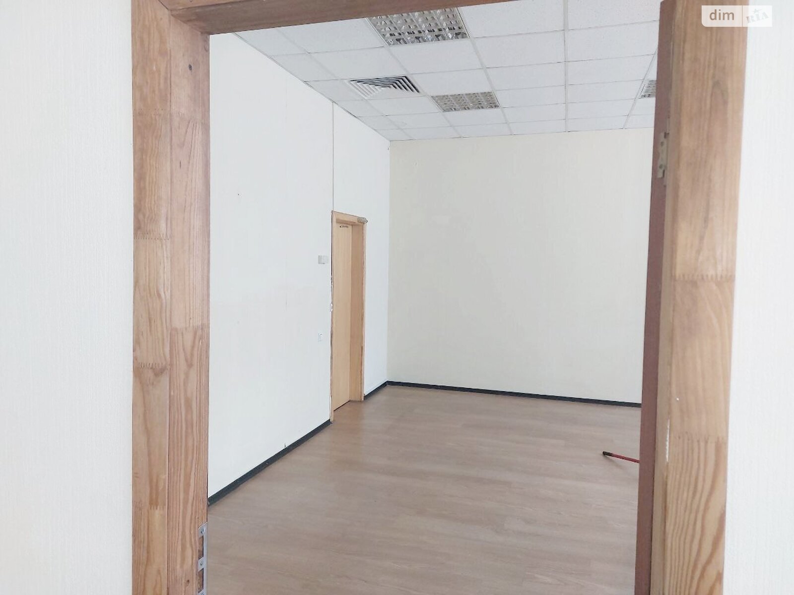 Оренда офісного приміщення в Києві, Юрія Іллєнка вулиця, приміщень - 2, поверх - 4 фото 1 Оренда офісного приміщення в Києві, Юрія Іллєнка вулиця, приміщень - 2, поверх - 4 фото 1