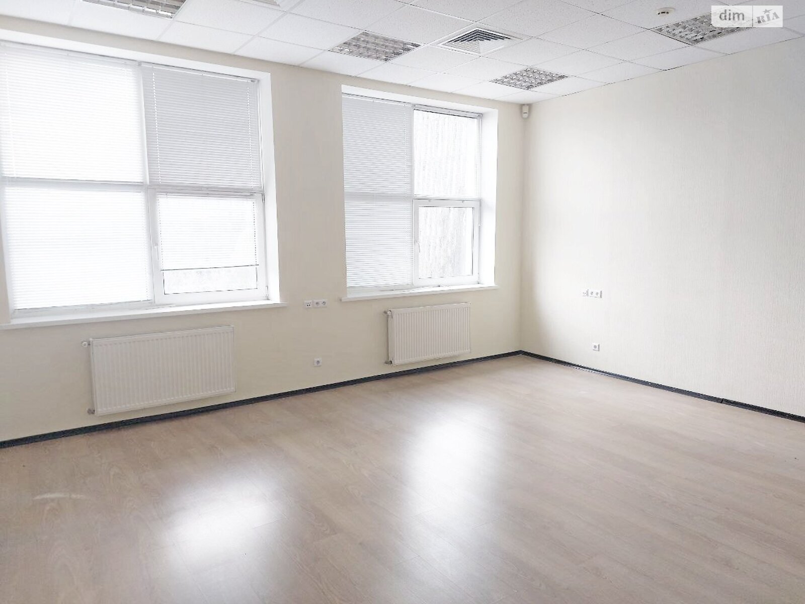 Оренда офісного приміщення в Києві, Юрія Іллєнка вулиця, приміщень - 2, поверх - 4 фото 1 Оренда офісного приміщення в Києві, Юрія Іллєнка вулиця, приміщень - 2, поверх - 4 фото 1