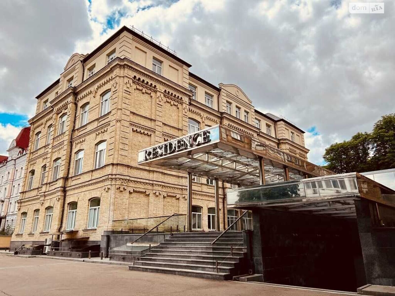 Аренда офисного помещения в Киеве, Довнар-Запольского Митрофана Довнар-Запольского 7А, помещений -, этаж - 1 фото 1 Аренда офисного помещения в Киеве, Довнар-Запольского Митрофана Довнар-Запольского 7А, помещений -, этаж - 1 фото 1