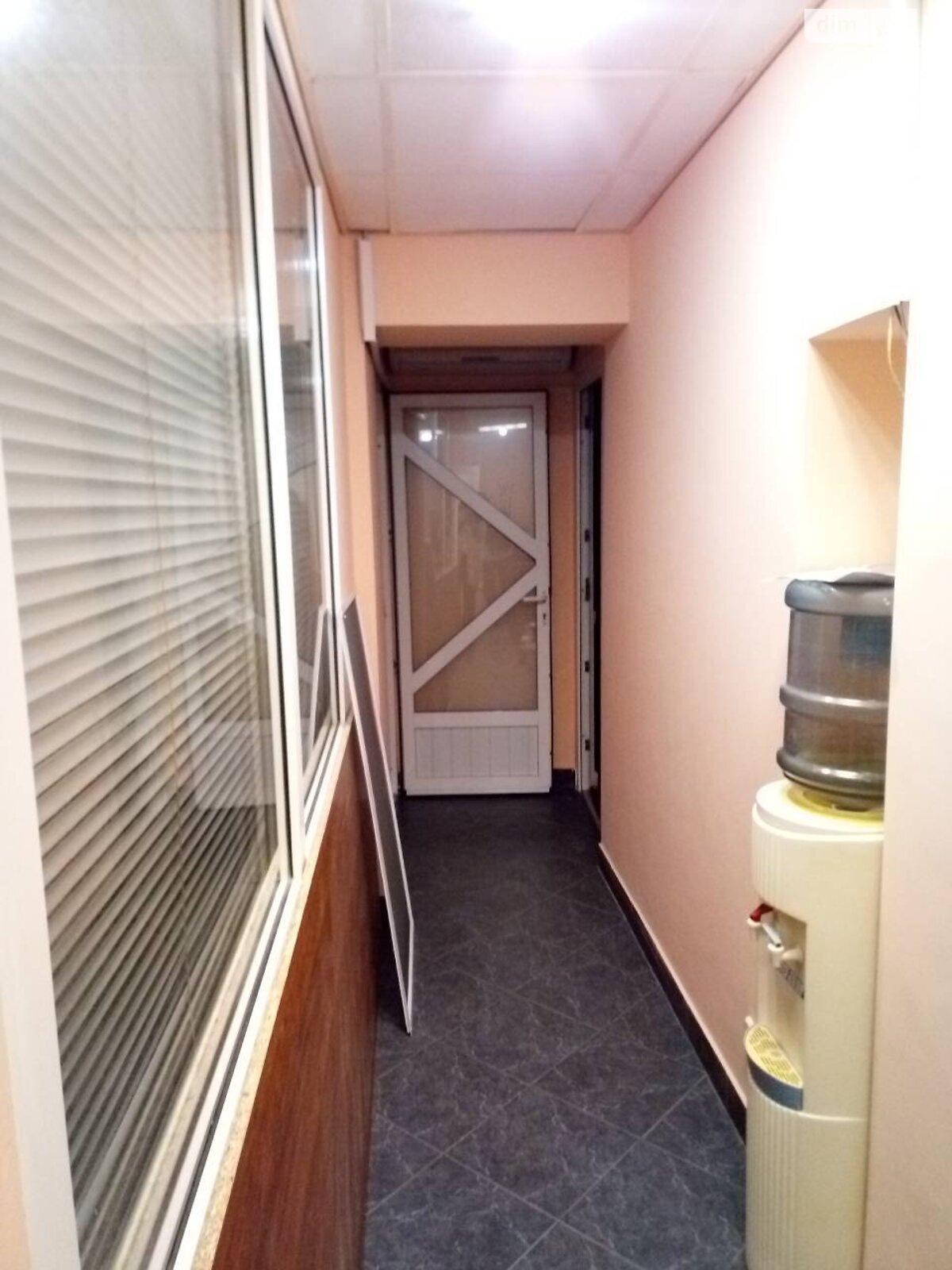 Аренда офисного помещения в Киеве, Богдана Гаврилишина (Ванды Василевской) улица 11, помещений - 3, этаж - 1 фото 1 Аренда офисного помещения в Киеве, Богдана Гаврилишина (Ванды Василевской) улица 11, помещений - 3, этаж - 1 фото 1