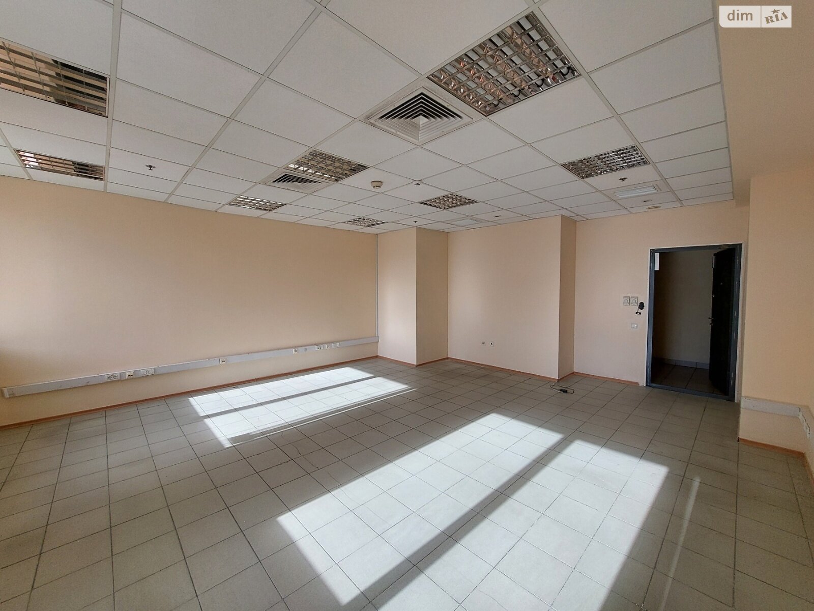 Аренда офисного помещения в Киеве, Борщаговская улица 154А, помещений - 1, этаж - 2 фото 1