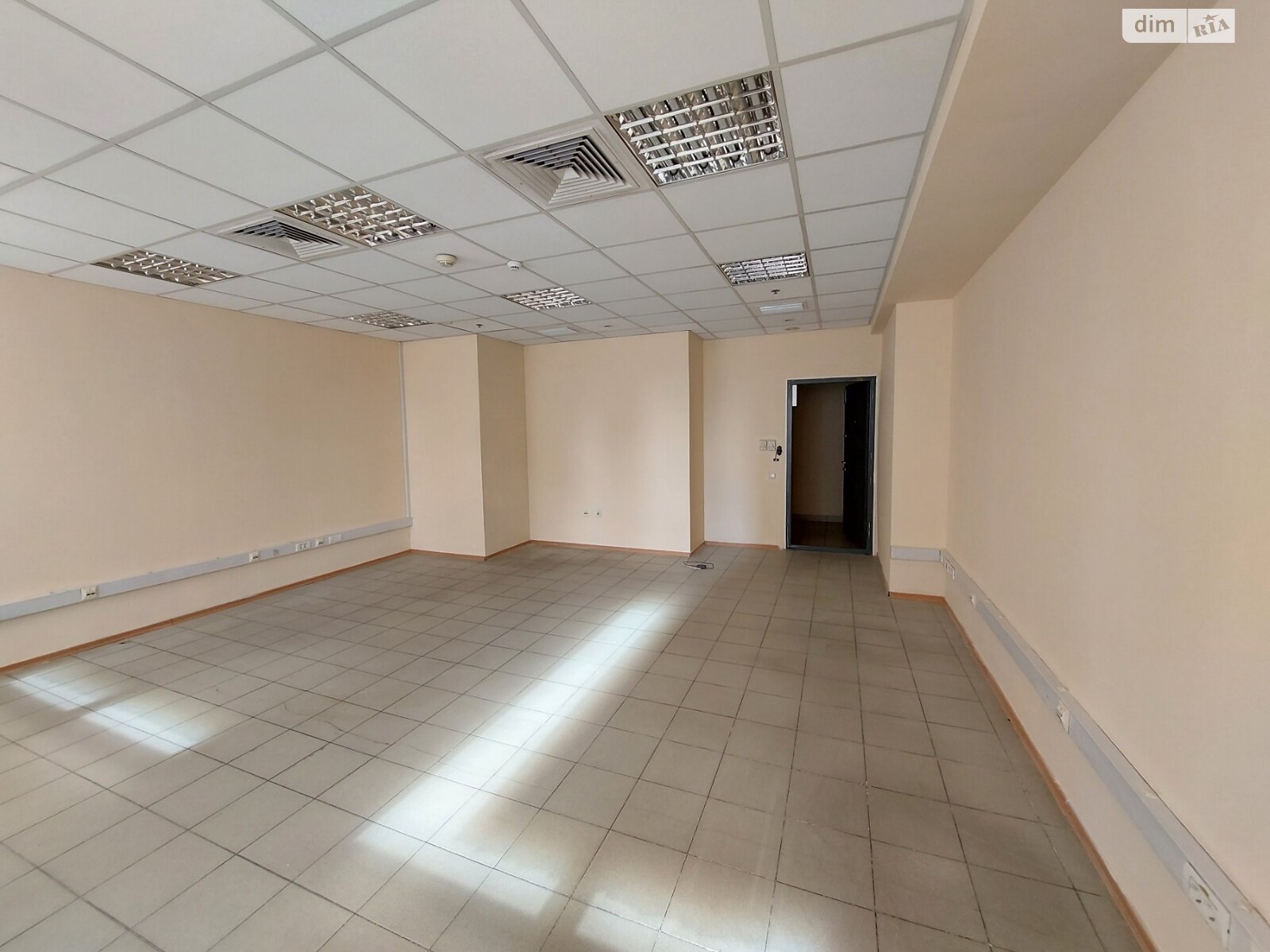 Аренда офисного помещения в Киеве, Борщаговская улица 154А, помещений - 1, этаж - 2 фото 1