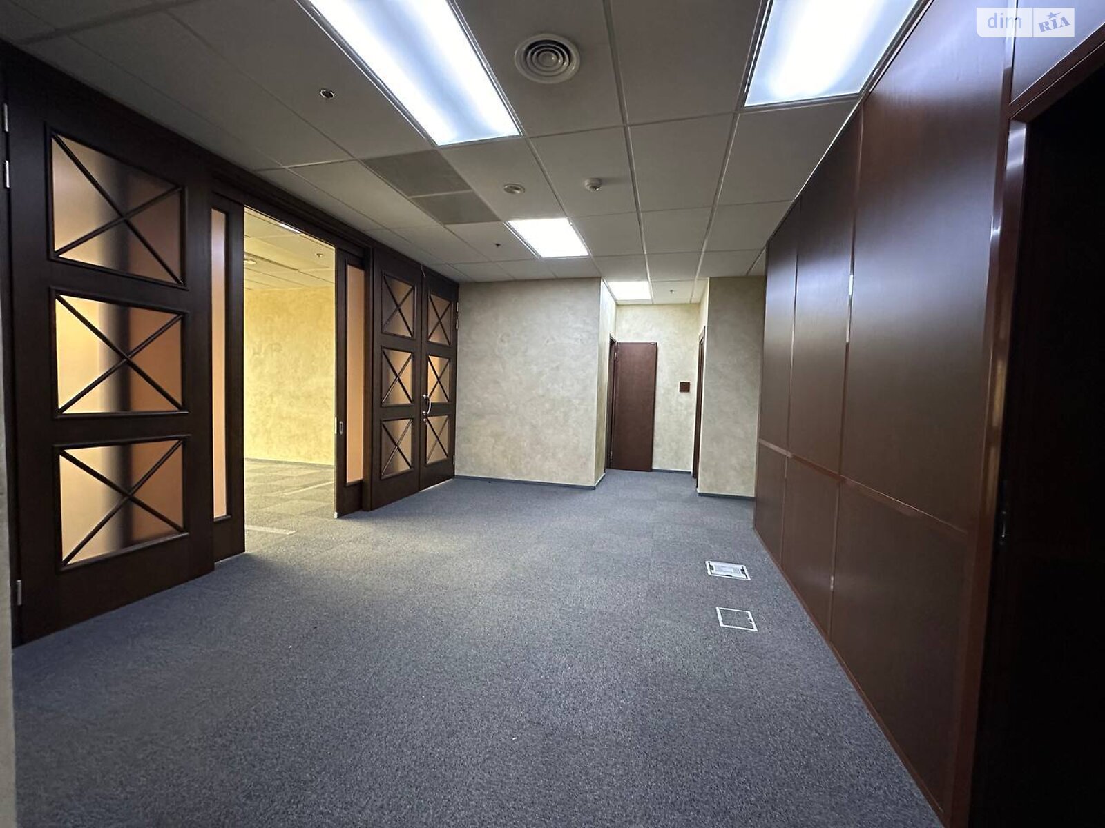 Оренда офісного приміщення в Києві, Дегтярівська вулиця 33В, приміщень - 4, поверх - 5 фото 1 Оренда офісного приміщення в Києві, Дегтярівська вулиця 33В, приміщень - 4, поверх - 5 фото 1