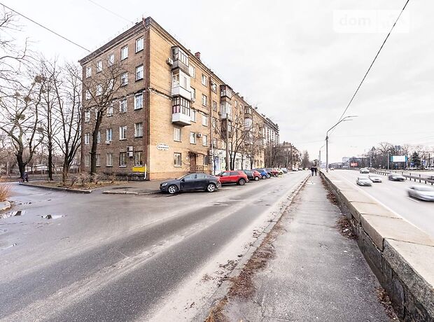 Аренда офисного помещения в Киеве, проспект Победы, помещений - 3, этаж - 1 фото 1 Аренда офисного помещения в Киеве, проспект Победы, помещений - 3, этаж - 1 фото 1