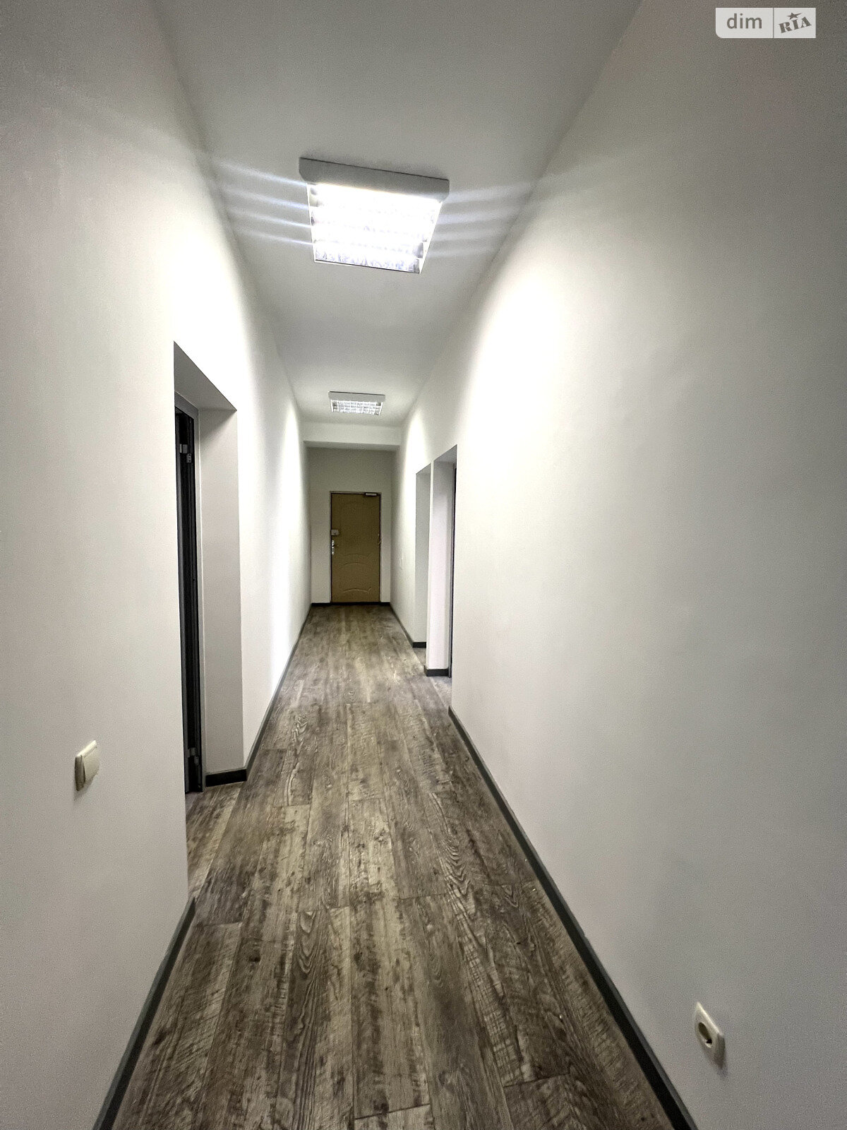 Аренда офисного помещения в Киеве, Александра Конисского (Тургеневская) улица 52/58, помещений - 4, этаж - 1 фото 1 Аренда офисного помещения в Киеве, Александра Конисского (Тургеневская) улица 52/58, помещений - 4, этаж - 1 фото 1