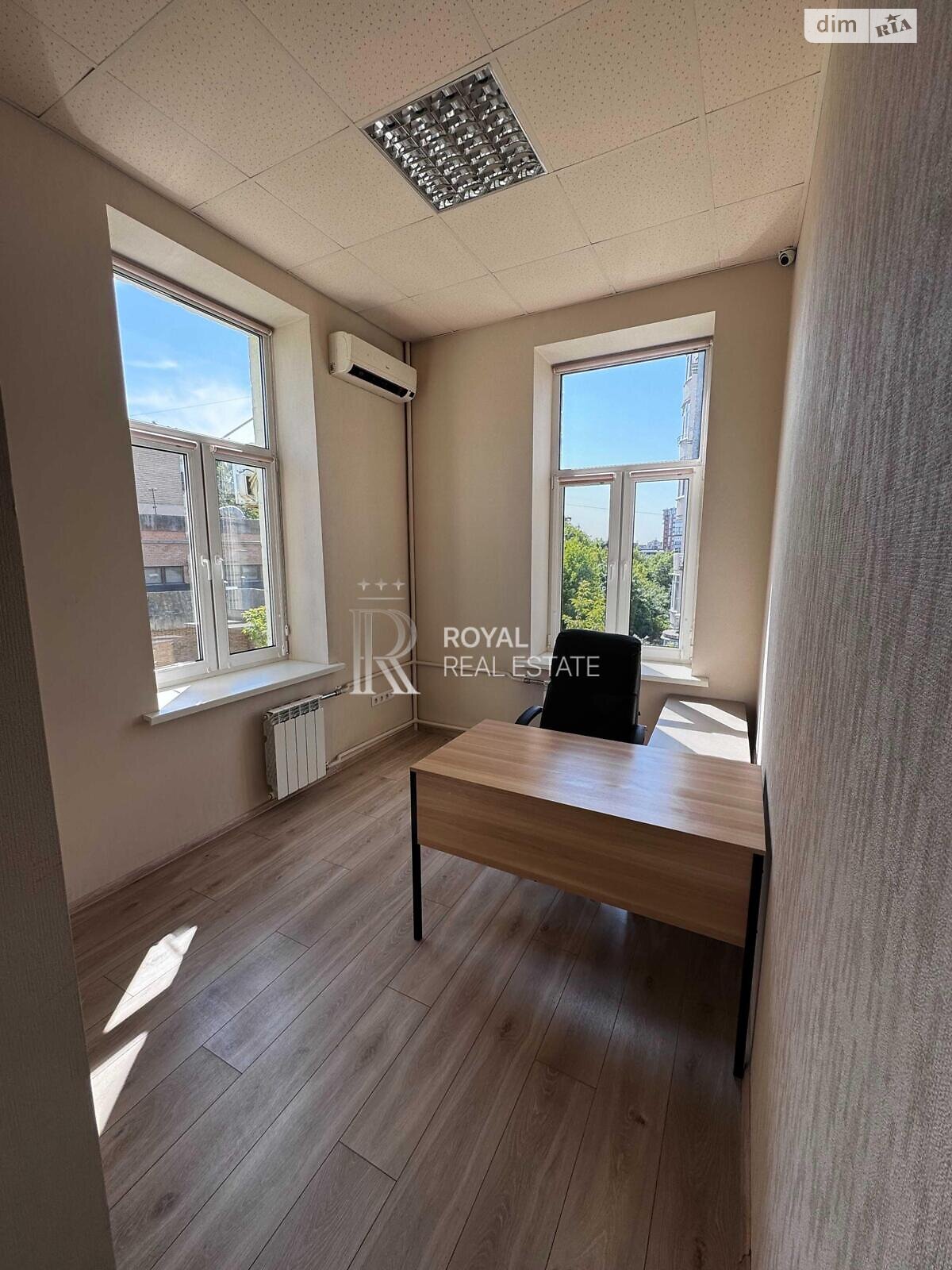 Аренда офисного помещения в Киеве, Александра Конисского (Тургеневская) улица 82, помещений - 12, этаж - 5 фото 1 Аренда офисного помещения в Киеве, Александра Конисского (Тургеневская) улица 82, помещений - 12, этаж - 5 фото 1