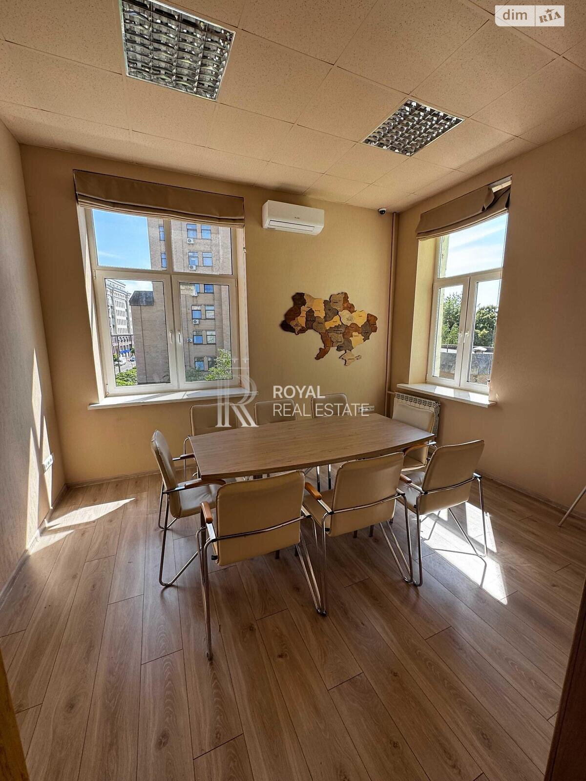 Аренда офисного помещения в Киеве, Александра Конисского (Тургеневская) улица 82, помещений - 12, этаж - 5 фото 1 Аренда офисного помещения в Киеве, Александра Конисского (Тургеневская) улица 82, помещений - 12, этаж - 5 фото 1