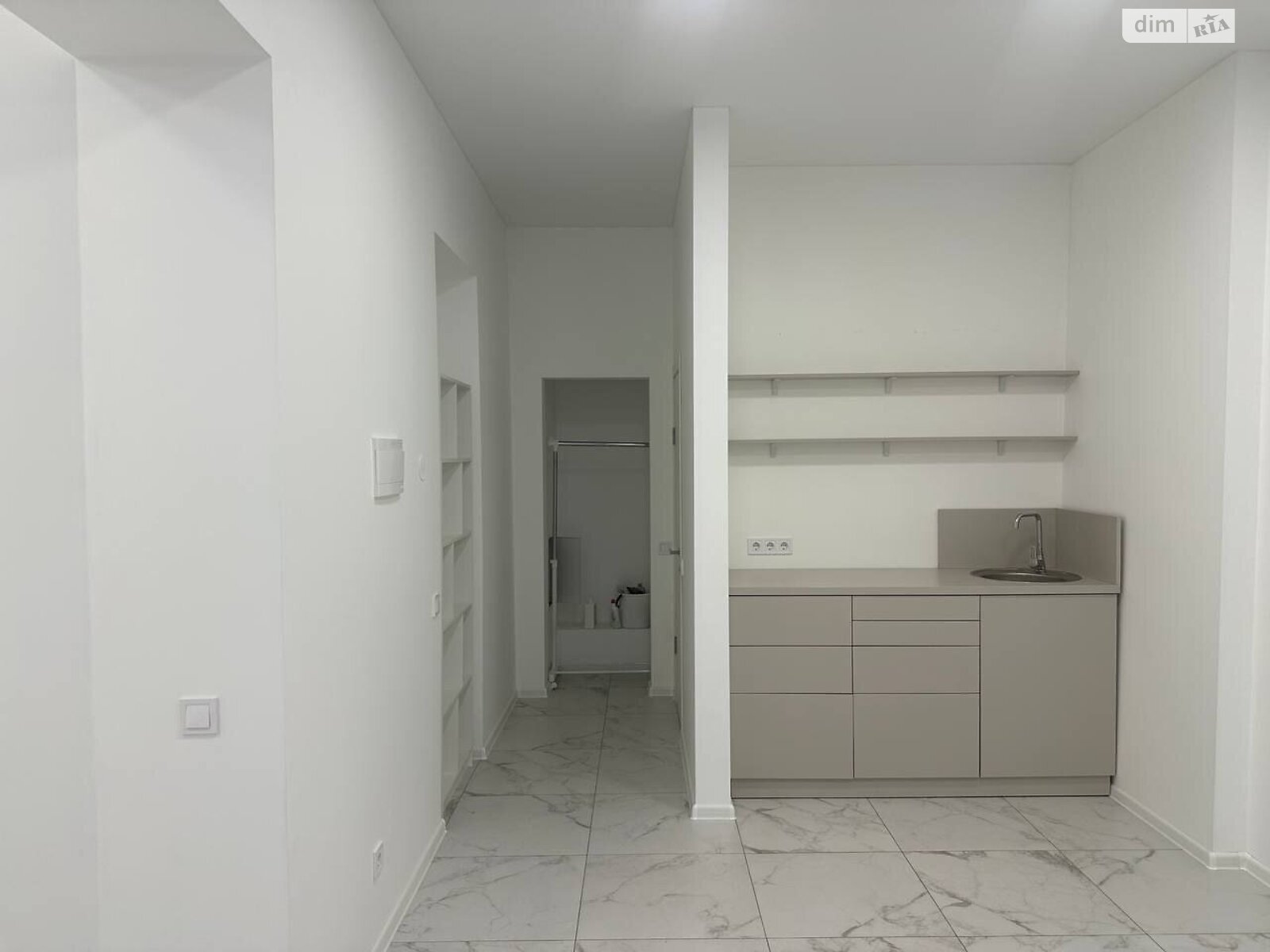 Аренда офисного помещения в Киеве, Дмитриевская улица 9-11, помещений -, этаж - 1 фото 1 Аренда офисного помещения в Киеве, Дмитриевская улица 9-11, помещений -, этаж - 1 фото 1