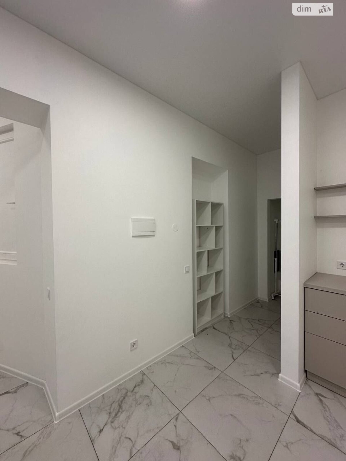 Аренда офисного помещения в Киеве, Дмитриевская улица 9-11, помещений -, этаж - 1 фото 1 Аренда офисного помещения в Киеве, Дмитриевская улица 9-11, помещений -, этаж - 1 фото 1