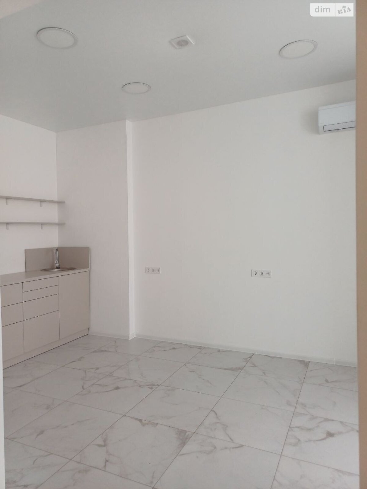 Аренда офисного помещения в Киеве, Дмитриевская улица 9-11, помещений -, этаж - 1 фото 1 Аренда офисного помещения в Киеве, Дмитриевская улица 9-11, помещений -, этаж - 1 фото 1