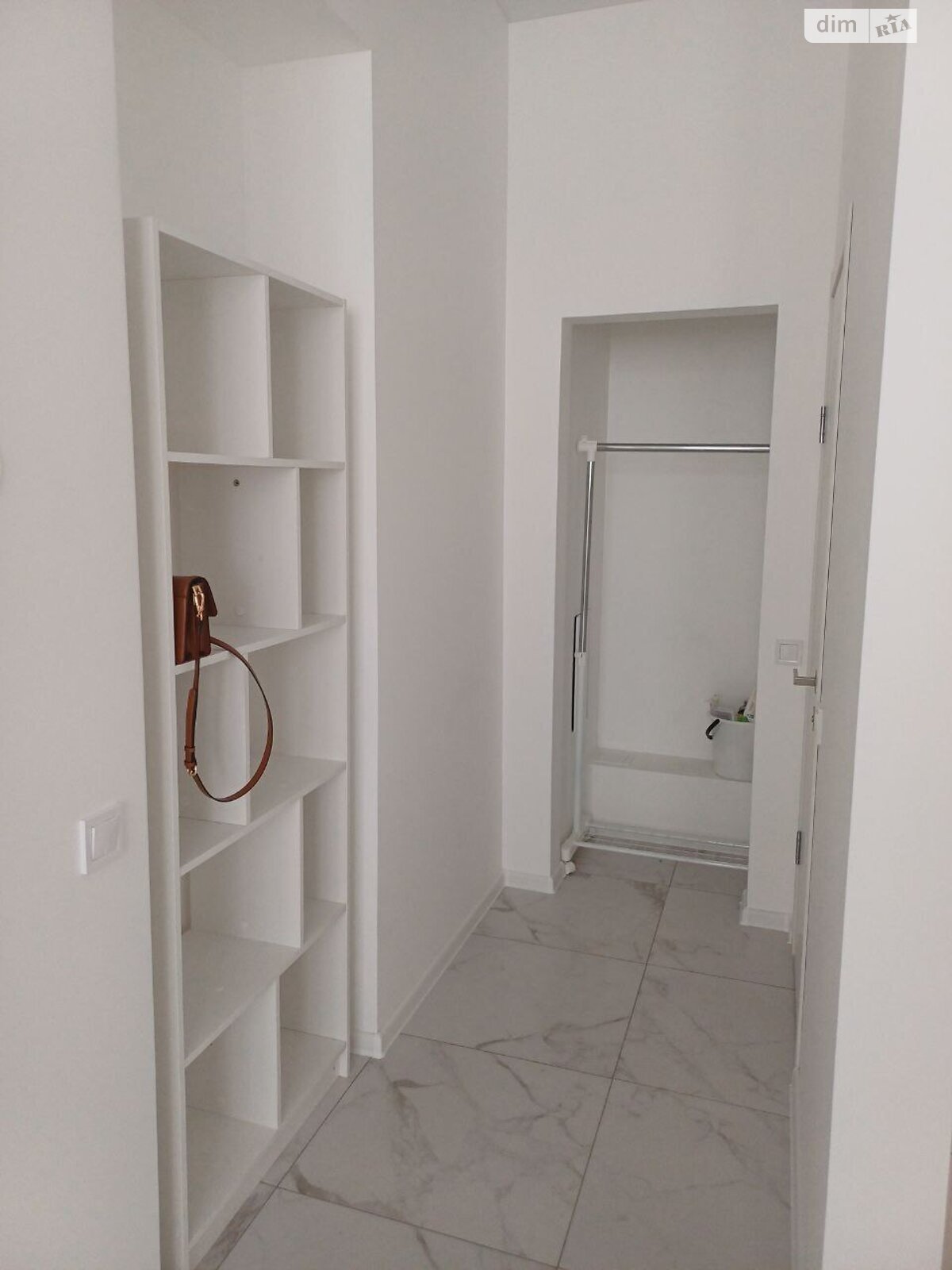 Аренда офисного помещения в Киеве, Дмитриевская улица 9-11, помещений -, этаж - 1 фото 1 Аренда офисного помещения в Киеве, Дмитриевская улица 9-11, помещений -, этаж - 1 фото 1