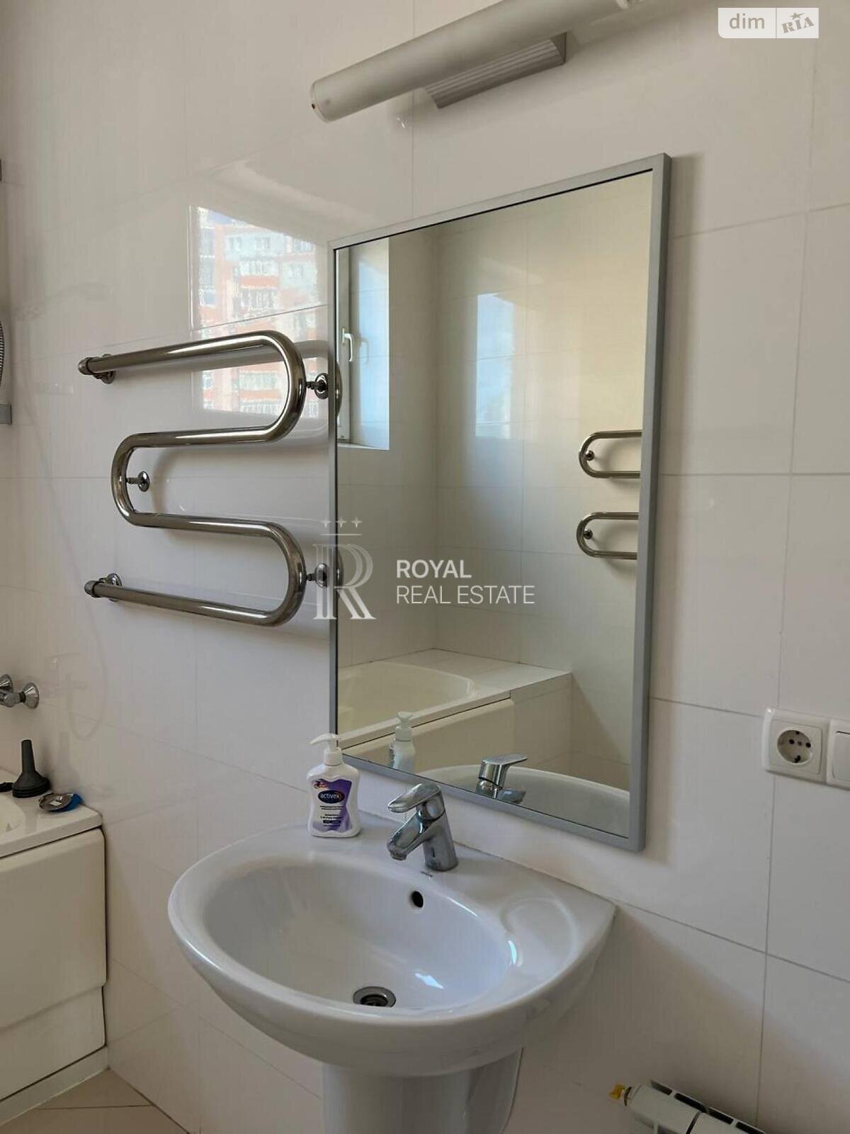 Аренда офисного помещения в Киеве, Павловская улица, помещений - 4, этаж - 11 фото 1 Аренда офисного помещения в Киеве, Павловская улица, помещений - 4, этаж - 11 фото 1