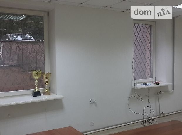 Аренда офисного помещения в Киеве, Тополевая улица 4-8, помещений - 2, этаж - 1 фото 1 Аренда офисного помещения в Киеве, Тополевая улица 4-8, помещений - 2, этаж - 1 фото 1