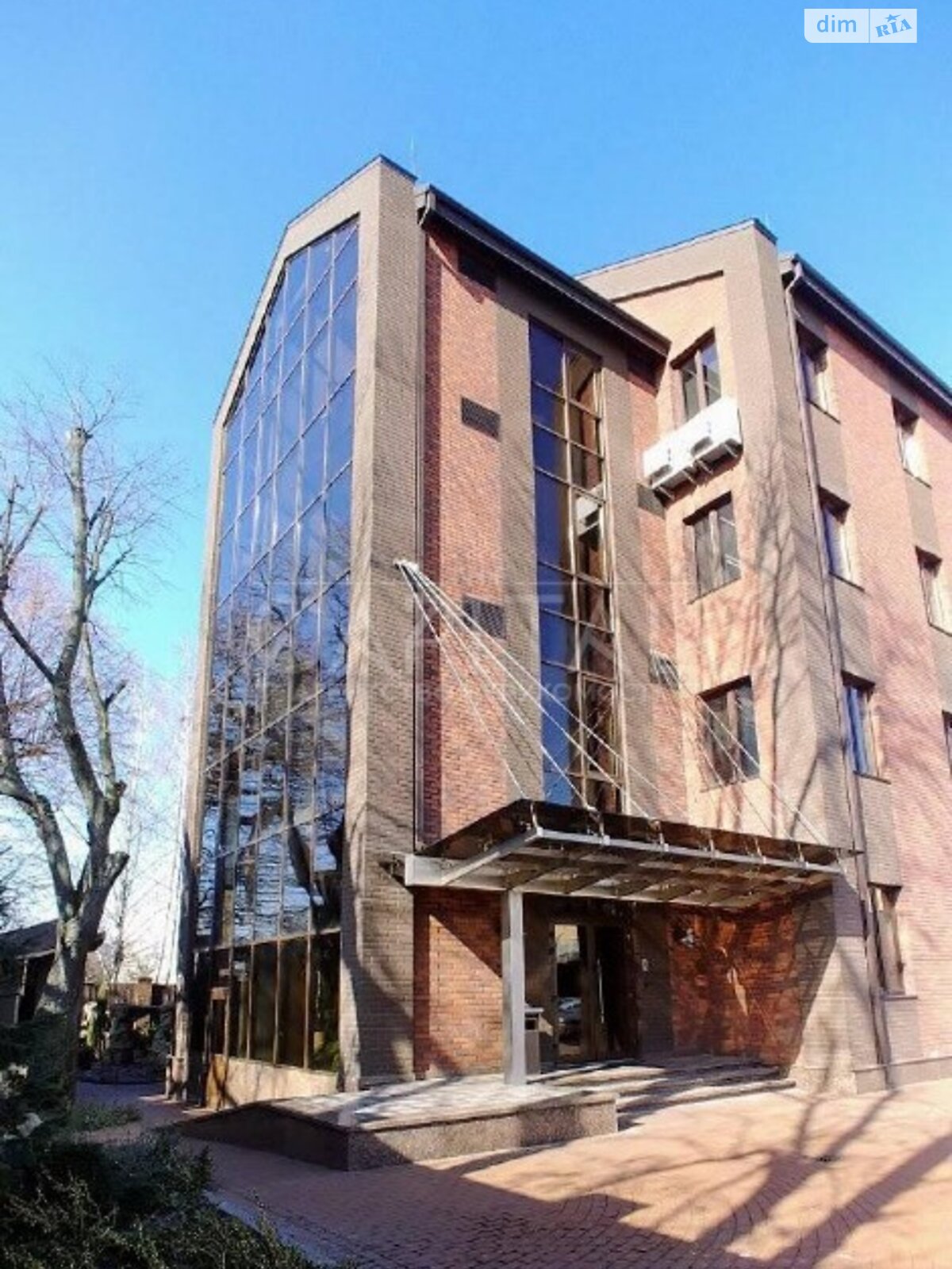 Аренда офисного помещения в Киеве, Волынская улица, помещений - 5, этаж - 3 фото 1