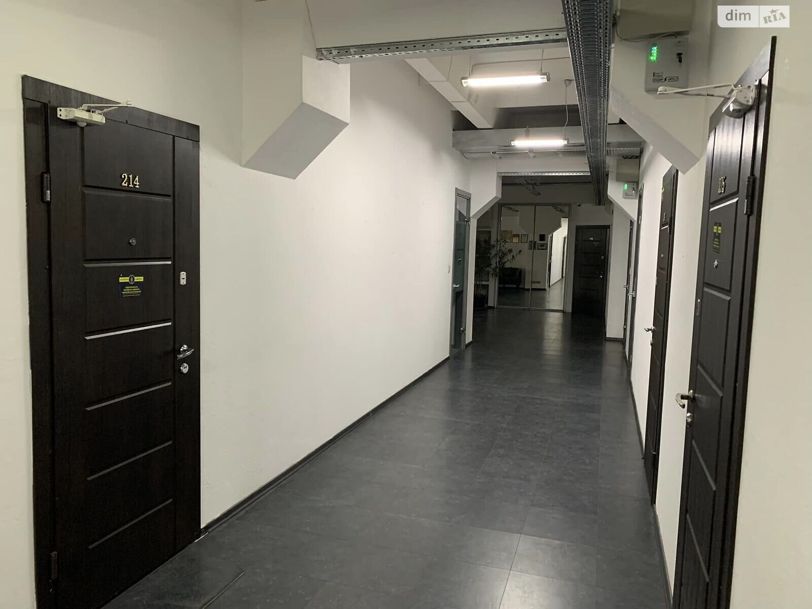 Оренда офісного приміщення в Києві, Ярослава Хомова провулок 3, приміщень - 10, поверх - 5 фото 1 Оренда офісного приміщення в Києві, Ярослава Хомова провулок 3, приміщень - 10, поверх - 5 фото 1