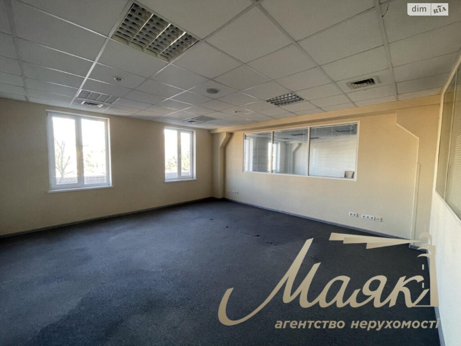 Аренда офисного помещения в Киеве, Линейная улица 17, помещений - 7, этаж - 4 фото 1