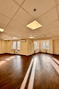 Аренда офисного помещения в Киеве, Митрополита Василия Липковского (Урицкого) улица 18, помещений - 10, этаж - 4 фото 2 Аренда офисного помещения в Киеве, Митрополита Василия Липковского (Урицкого) улица 18, помещений - 10, этаж - 4 фото 2