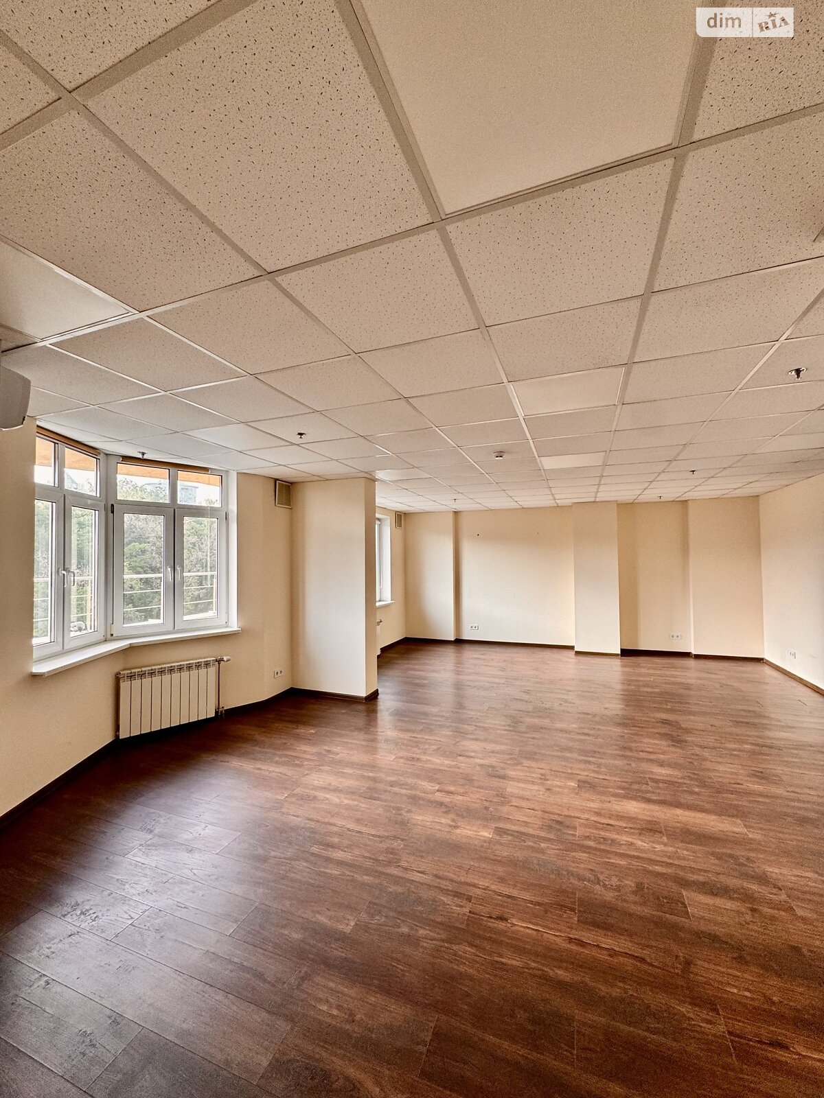 Аренда офисного помещения в Киеве, Митрополита Василия Липковского (Урицкого) улица 18, помещений - 10, этаж - 4 фото 1 Аренда офисного помещения в Киеве, Митрополита Василия Липковского (Урицкого) улица 18, помещений - 10, этаж - 4 фото 1