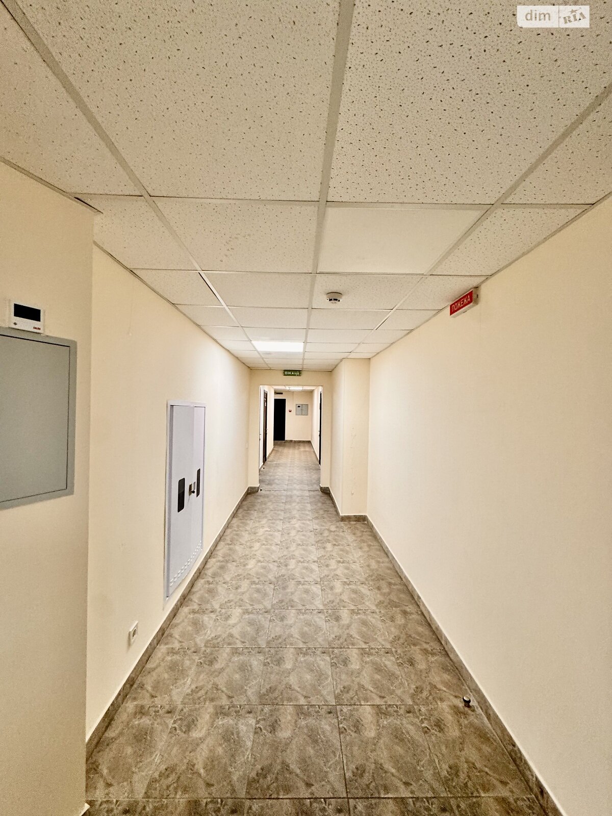 Аренда офисного помещения в Киеве, Митрополита Василия Липковского (Урицкого) улица 18, помещений - 10, этаж - 4 фото 1 Аренда офисного помещения в Киеве, Митрополита Василия Липковского (Урицкого) улица 18, помещений - 10, этаж - 4 фото 1