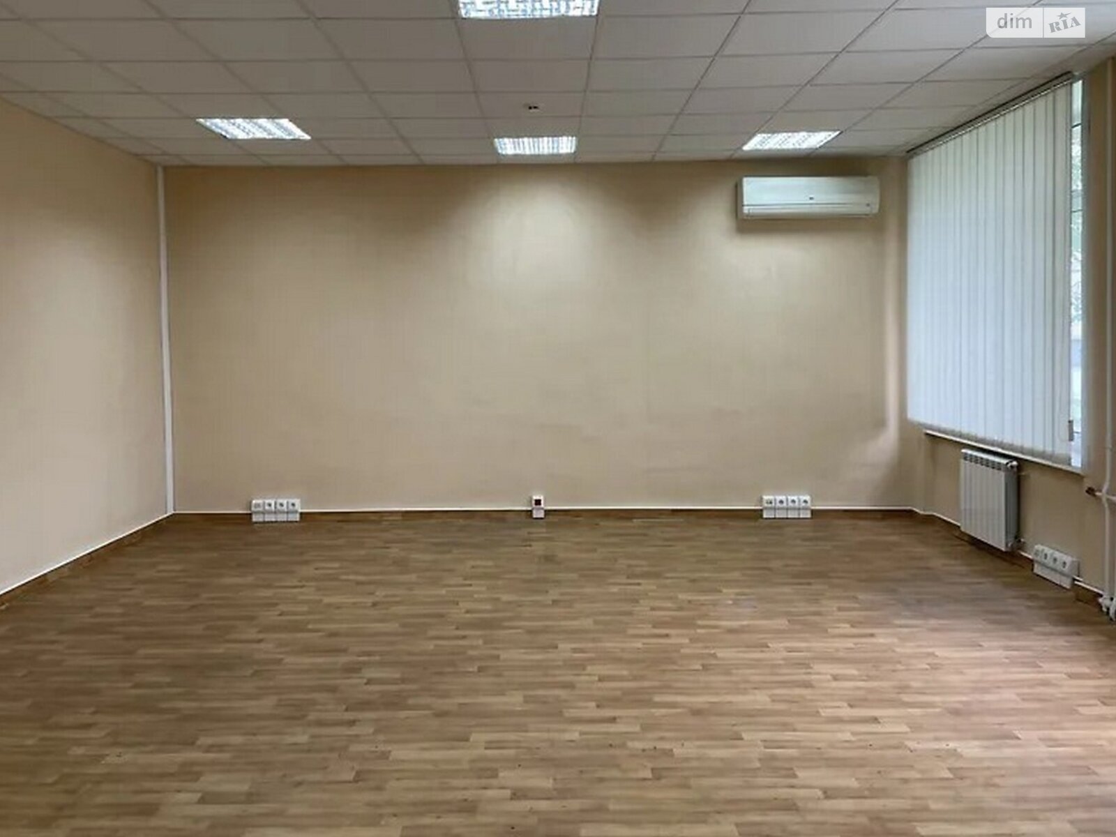 Оренда офісного приміщення в Києві, Березнева вулиця, приміщень - 5, поверх - 2 фото 1 Оренда офісного приміщення в Києві, Березнева вулиця, приміщень - 5, поверх - 2 фото 1