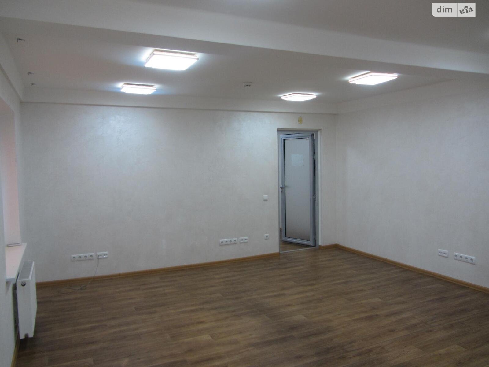 Аренда офисного помещения в Киеве, Мира проспект 15А, помещений -, этаж - 1 фото 1