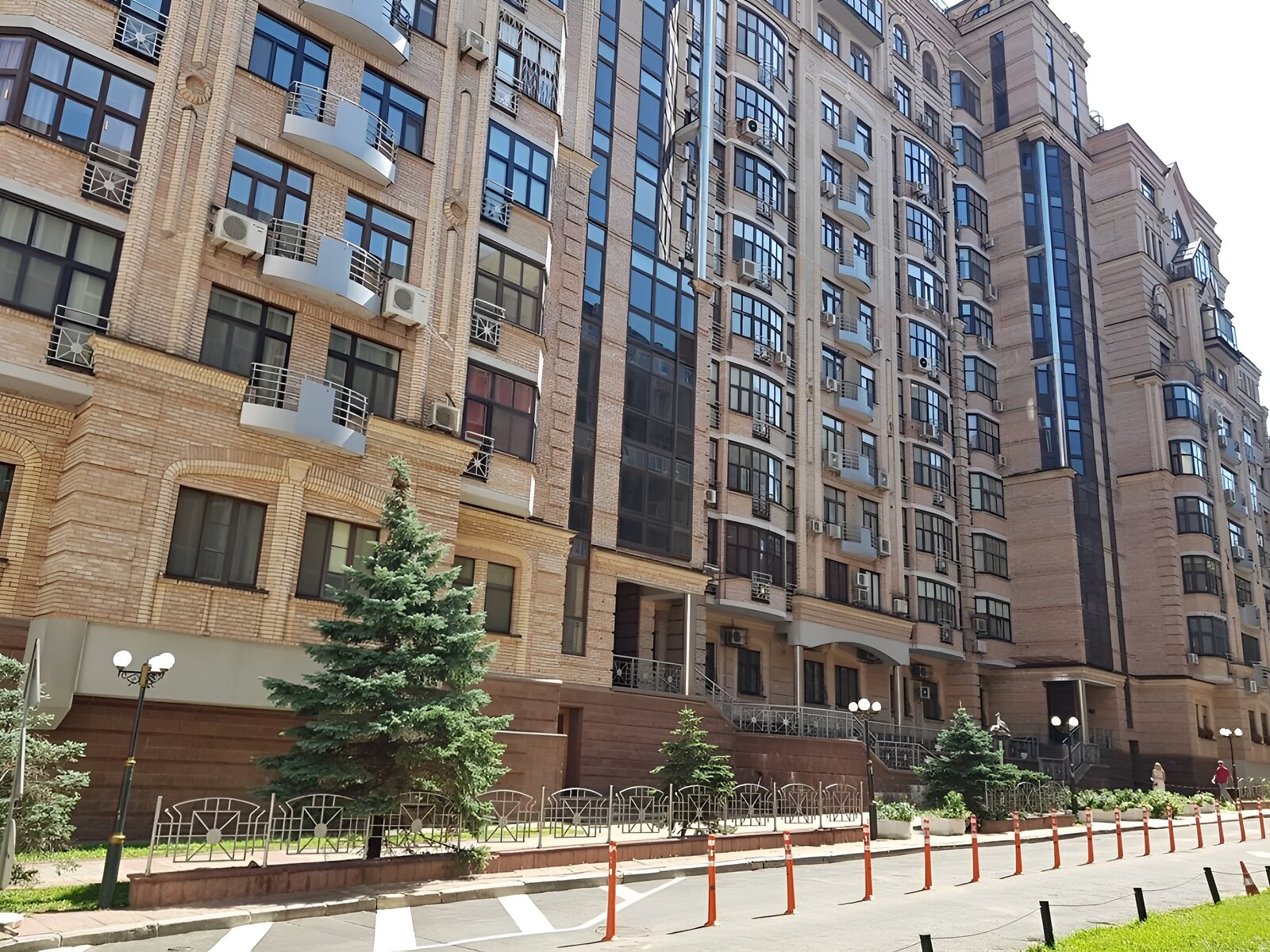 Аренда офисного помещения в Киеве, Паторжинского улица 14, помещений - 5, этаж - 1 фото 1 Аренда офисного помещения в Киеве, Паторжинского улица 14, помещений - 5, этаж - 1 фото 1