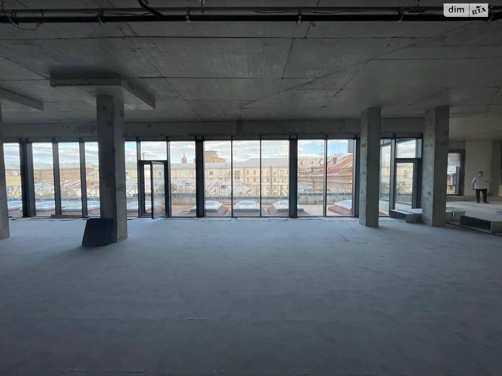 Аренда офисного помещения в Киеве, Прорезная улица 8, помещений - 3, этаж - 5 фото 1 Аренда офисного помещения в Киеве, Прорезная улица 8, помещений - 3, этаж - 5 фото 1