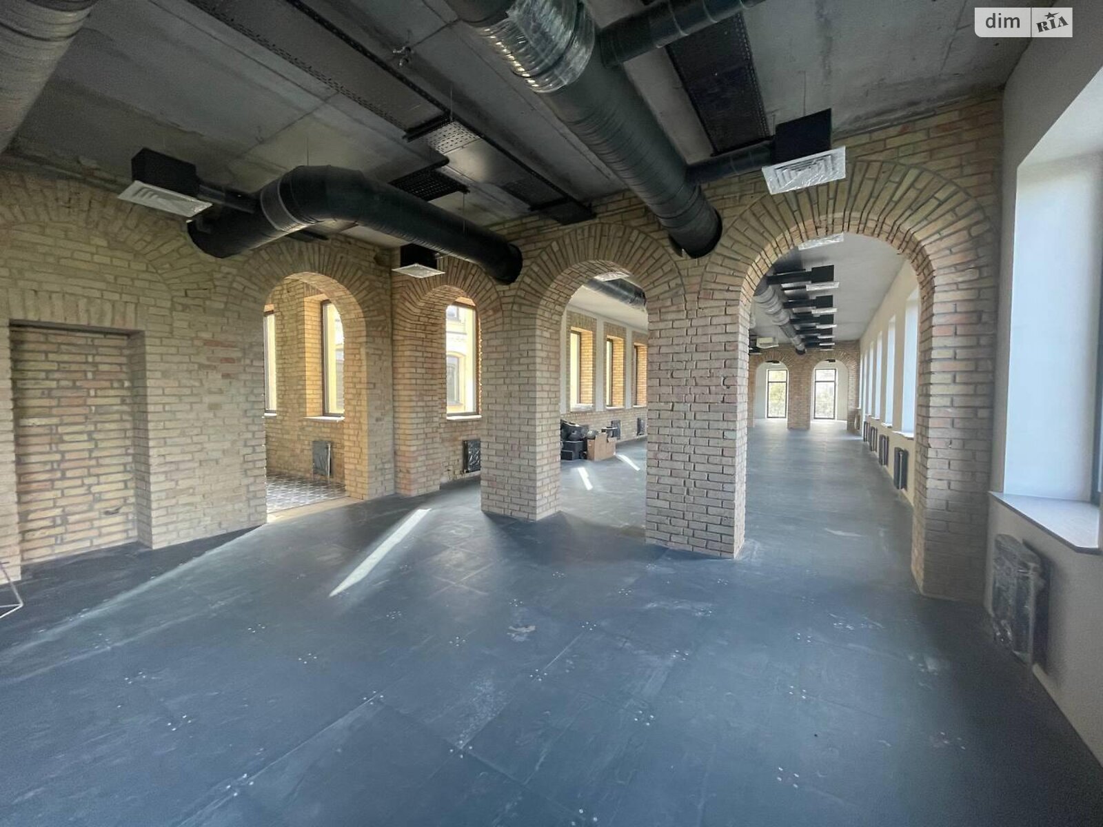 Аренда офисного помещения в Киеве, Прорезная улица 8, помещений - 10, этаж - 6 фото 1 Аренда офисного помещения в Киеве, Прорезная улица 8, помещений - 10, этаж - 6 фото 1