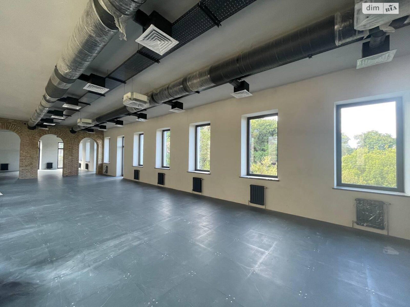 Аренда офисного помещения в Киеве, Прорезная улица 8, помещений - 15, этаж - 7 фото 1 Аренда офисного помещения в Киеве, Прорезная улица 8, помещений - 15, этаж - 7 фото 1