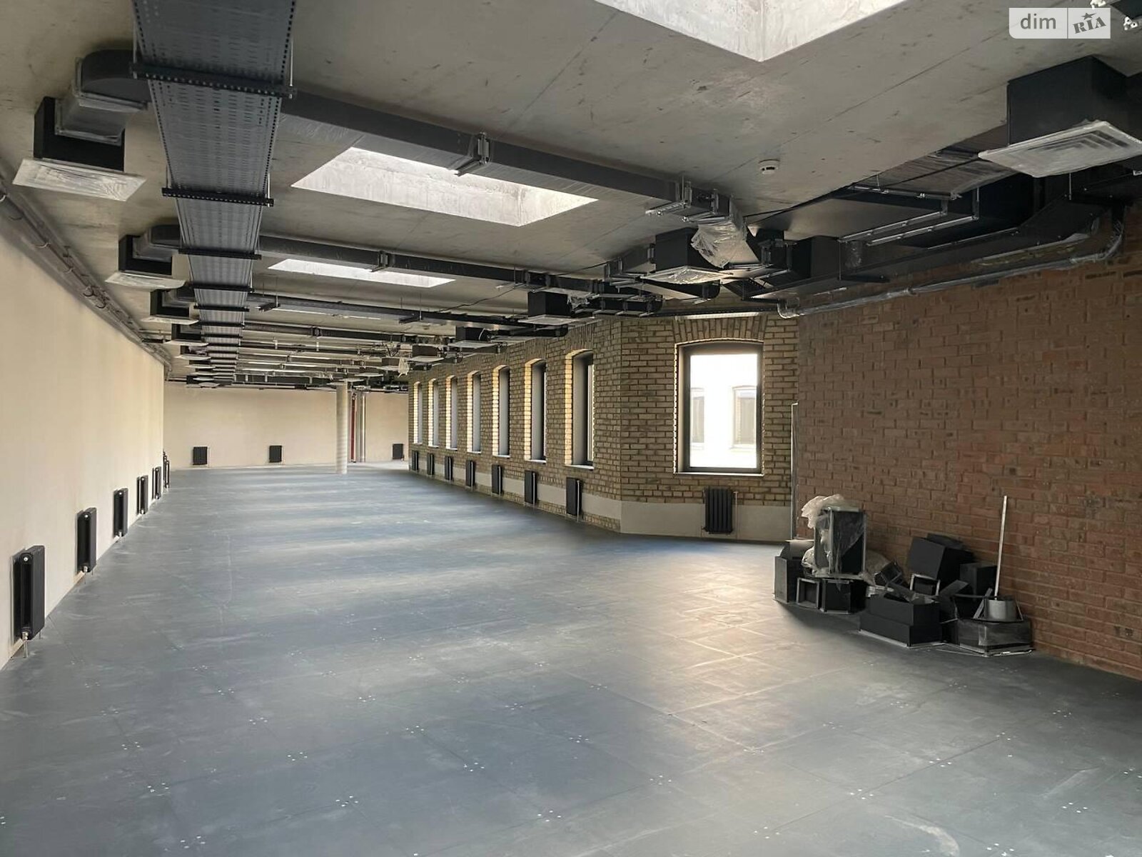 Аренда офисного помещения в Киеве, Прорезная улица 8, помещений - 15, этаж - 7 фото 1 Аренда офисного помещения в Киеве, Прорезная улица 8, помещений - 15, этаж - 7 фото 1