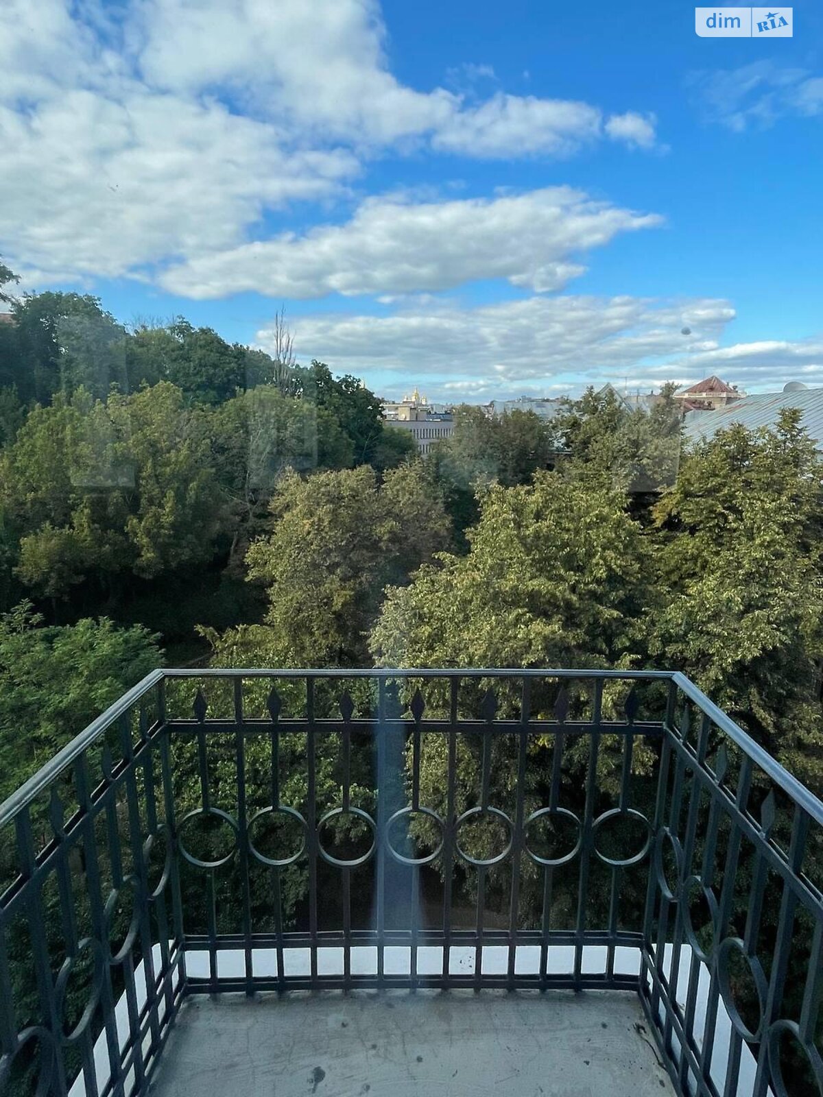 Аренда офисного помещения в Киеве, Прорезная улица 8, помещений - 15, этаж - 7 фото 1 Аренда офисного помещения в Киеве, Прорезная улица 8, помещений - 15, этаж - 7 фото 1