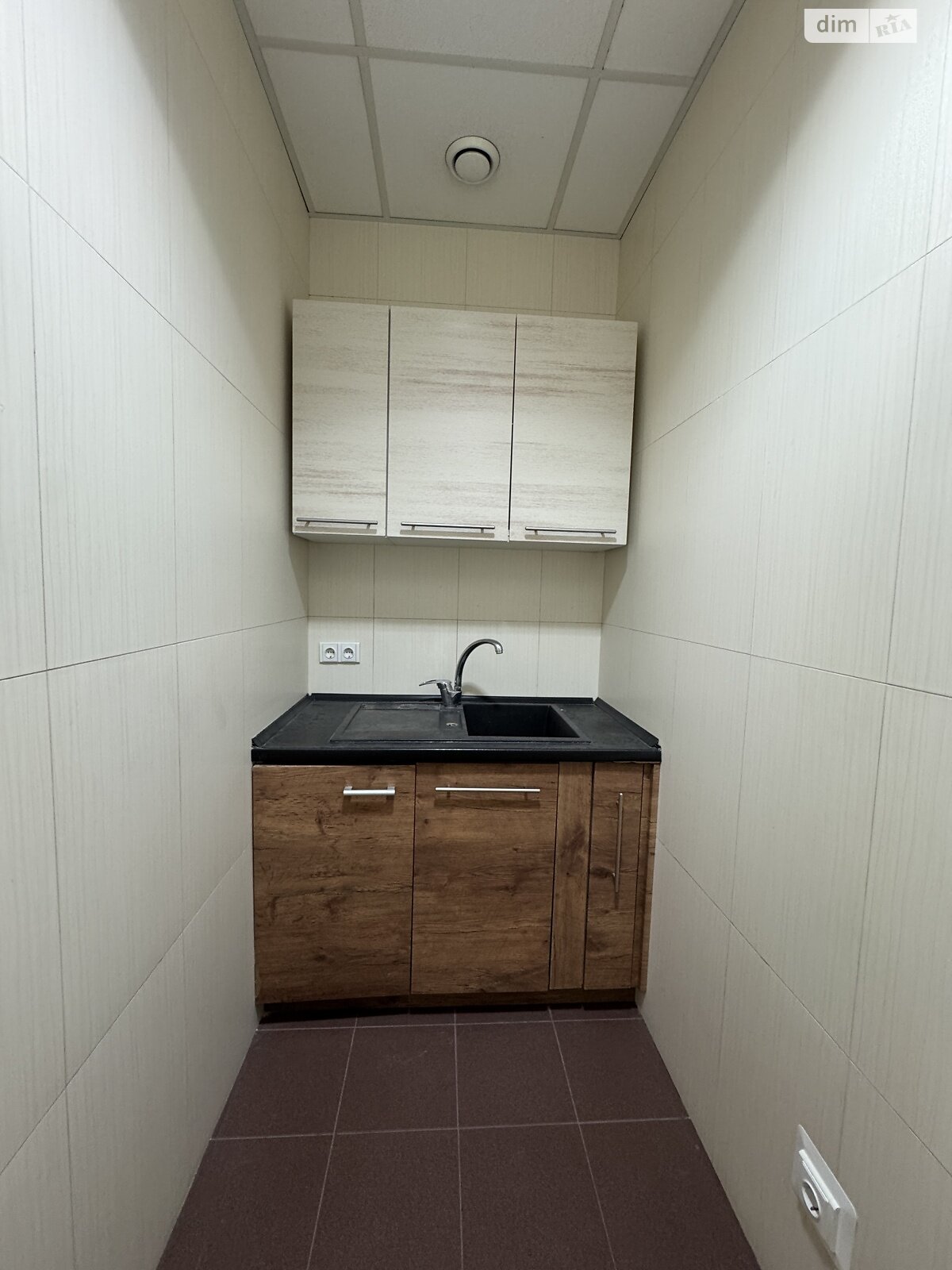 Оренда офісного приміщення в Києві, Володимирська вулиця 38, приміщень - 12, поверх - 5 фото 1 Оренда офісного приміщення в Києві, Володимирська вулиця 38, приміщень - 12, поверх - 5 фото 1