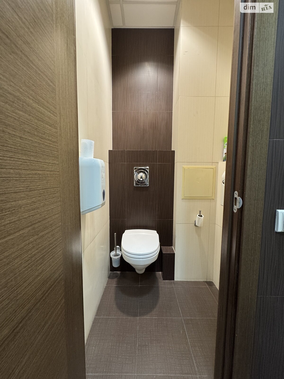 Оренда офісного приміщення в Києві, Володимирська вулиця 38, приміщень - 12, поверх - 5 фото 1 Оренда офісного приміщення в Києві, Володимирська вулиця 38, приміщень - 12, поверх - 5 фото 1