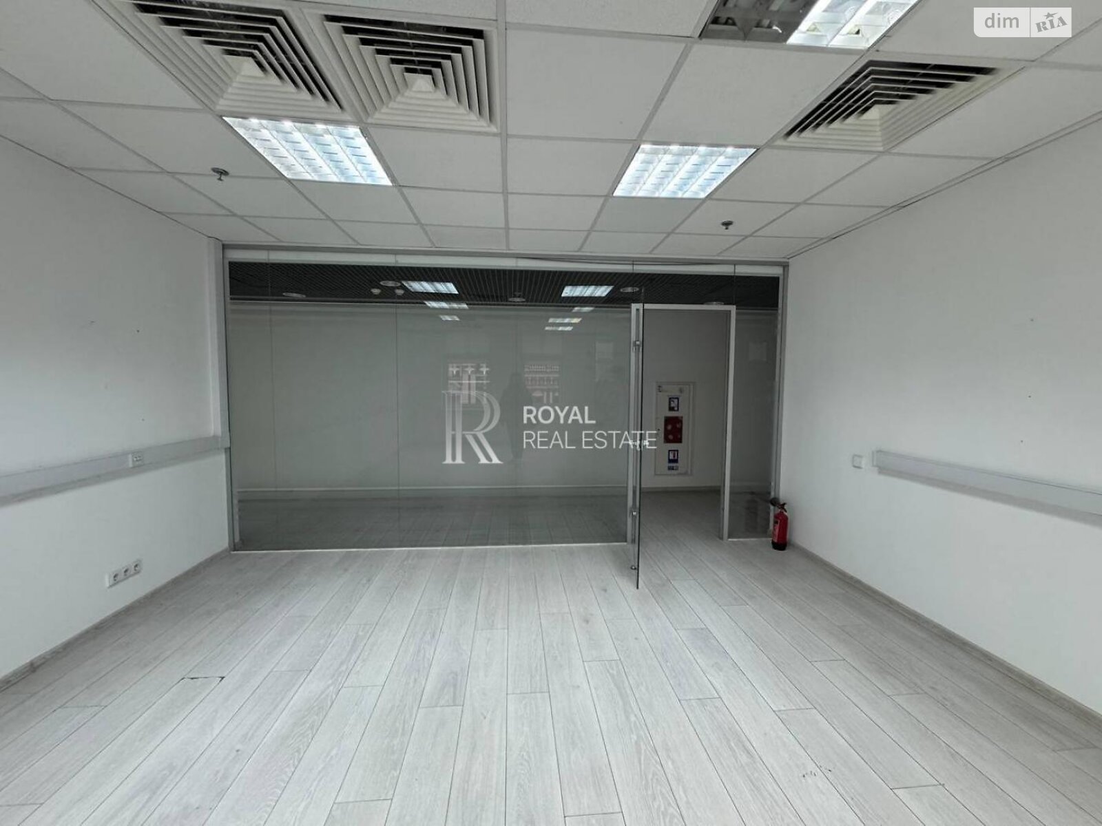 Оренда офісного приміщення в Києві, Володимирська вулиця 38, приміщень - 12, поверх - 5 фото 1 Оренда офісного приміщення в Києві, Володимирська вулиця 38, приміщень - 12, поверх - 5 фото 1