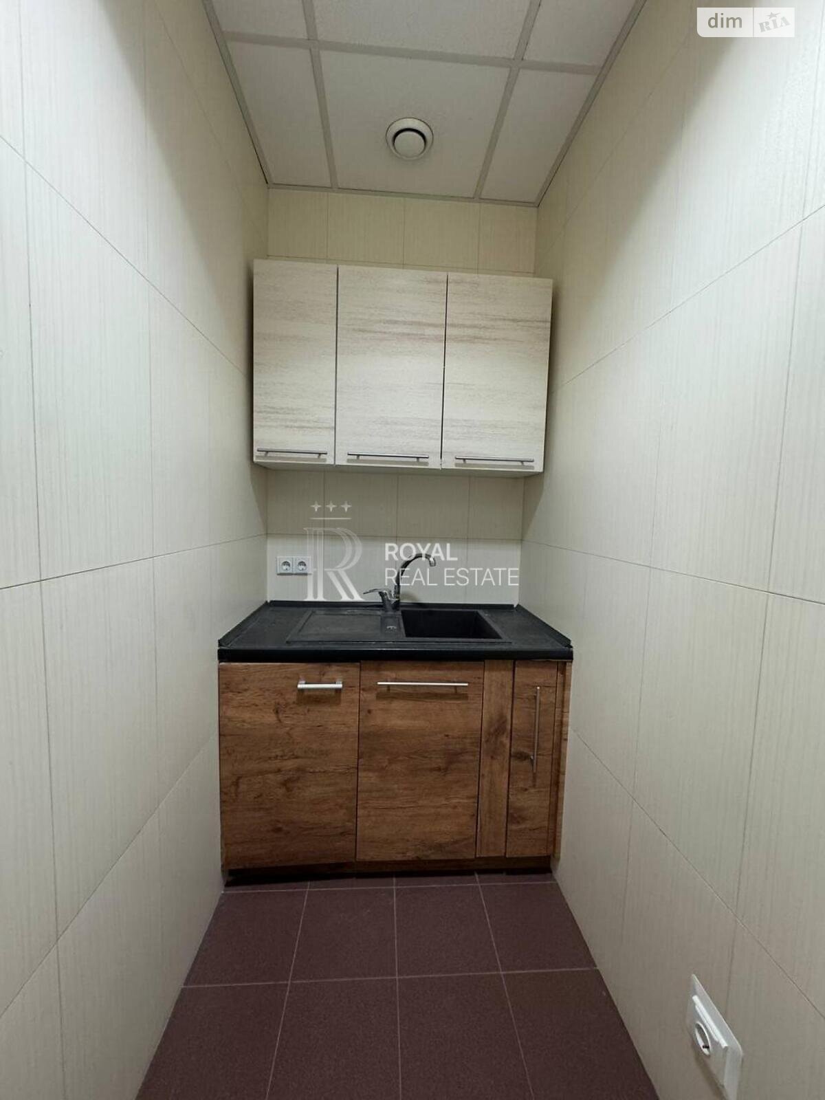 Оренда офісного приміщення в Києві, Володимирська вулиця 38, приміщень - 12, поверх - 5 фото 1 Оренда офісного приміщення в Києві, Володимирська вулиця 38, приміщень - 12, поверх - 5 фото 1