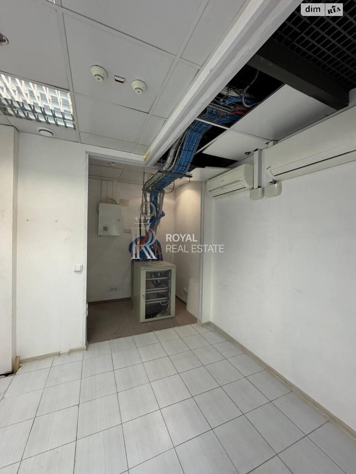 Оренда офісного приміщення в Києві, Володимирська вулиця 38, приміщень - 12, поверх - 5 фото 1 Оренда офісного приміщення в Києві, Володимирська вулиця 38, приміщень - 12, поверх - 5 фото 1