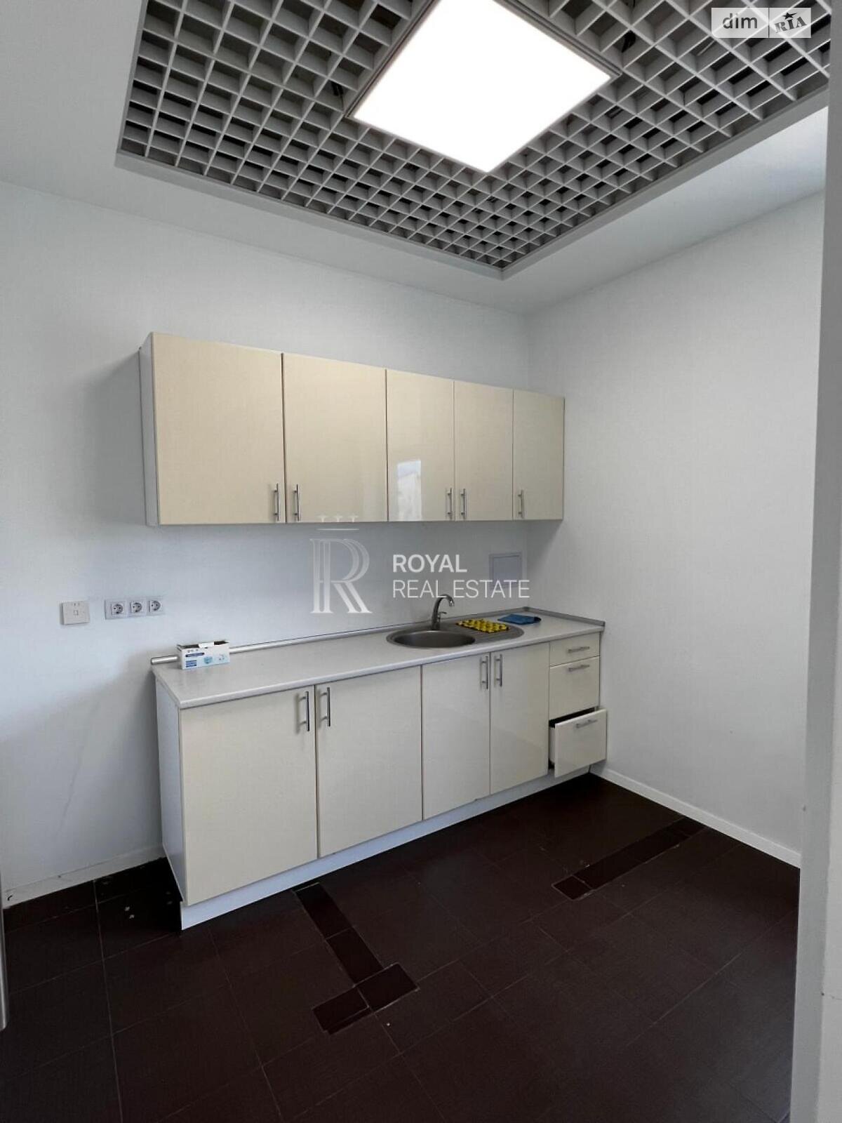 Оренда офісного приміщення в Києві, Володимирська вулиця 38, приміщень - 12, поверх - 5 фото 1 Оренда офісного приміщення в Києві, Володимирська вулиця 38, приміщень - 12, поверх - 5 фото 1