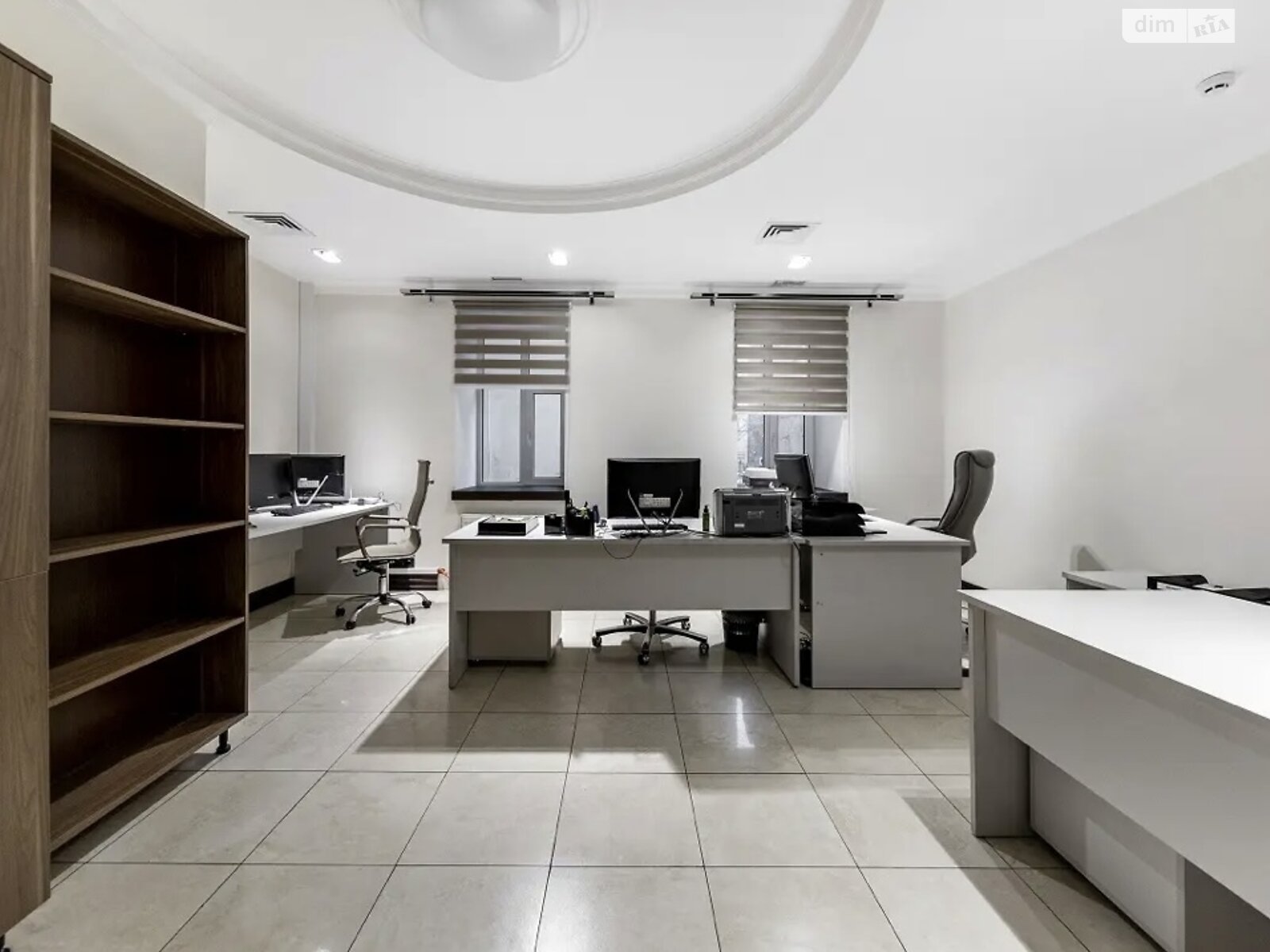 Аренда офисного помещения в Киеве, Владимирская улица 23, помещений - 6, этаж - 3 фото 1