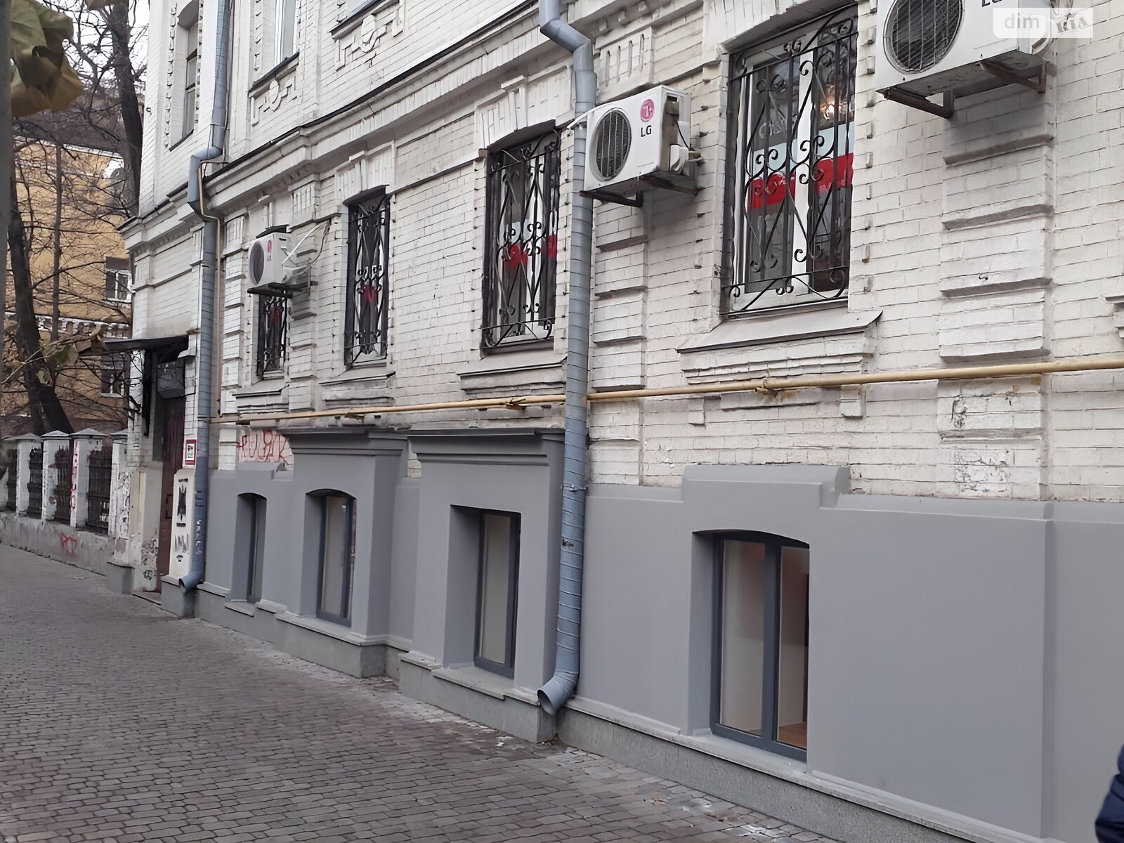 Оренда офісного приміщення в Києві, Ярославів Вал вулиця 30/18, приміщень - 7, поверх - 1 фото 1 Оренда офісного приміщення в Києві, Ярославів Вал вулиця 30/18, приміщень - 7, поверх - 1 фото 1
