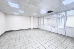 Аренда офисного помещения в Киеве, Львовская улица 17, помещений - 4, этаж - 2 фото 2