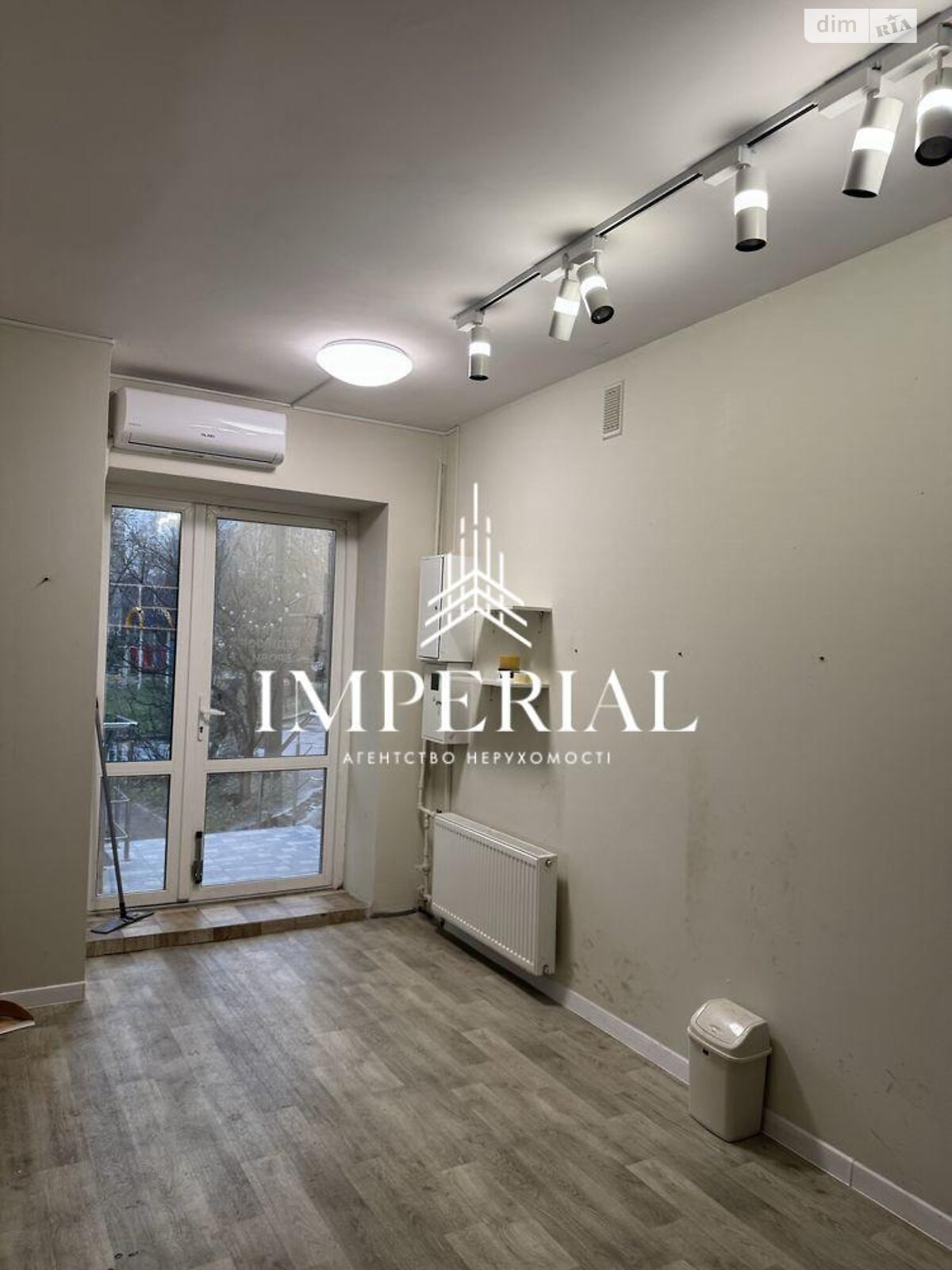 Аренда офисного помещения в Киеве, Симиренко улица 1Б, помещений - 2, этаж - 1 фото 1 Аренда офисного помещения в Киеве, Симиренко улица 1Б, помещений - 2, этаж - 1 фото 1