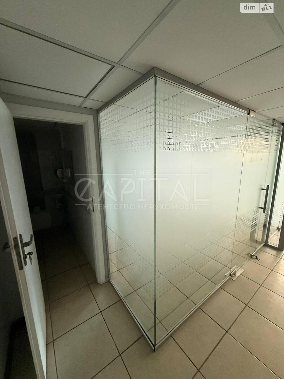 Аренда офисного помещения в Киеве, Тараса Шевченко бульвар 58, помещений - 7, этаж - 1 фото 1