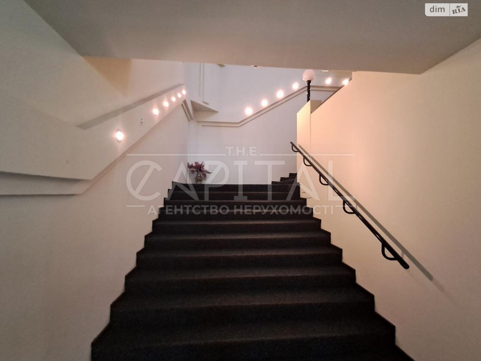 Оренда офісного приміщення в Києві, Лукʼянівський провулок 1, приміщень - 6, поверх - 2 фото 1 Оренда офісного приміщення в Києві, Лукʼянівський провулок 1, приміщень - 6, поверх - 2 фото 1